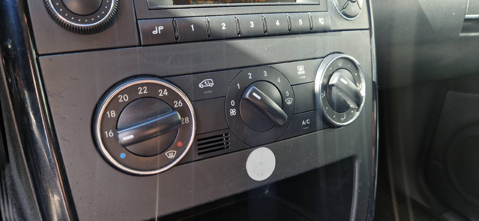 MERCEDES-BENZ A 150 Classic Automatic-image-7