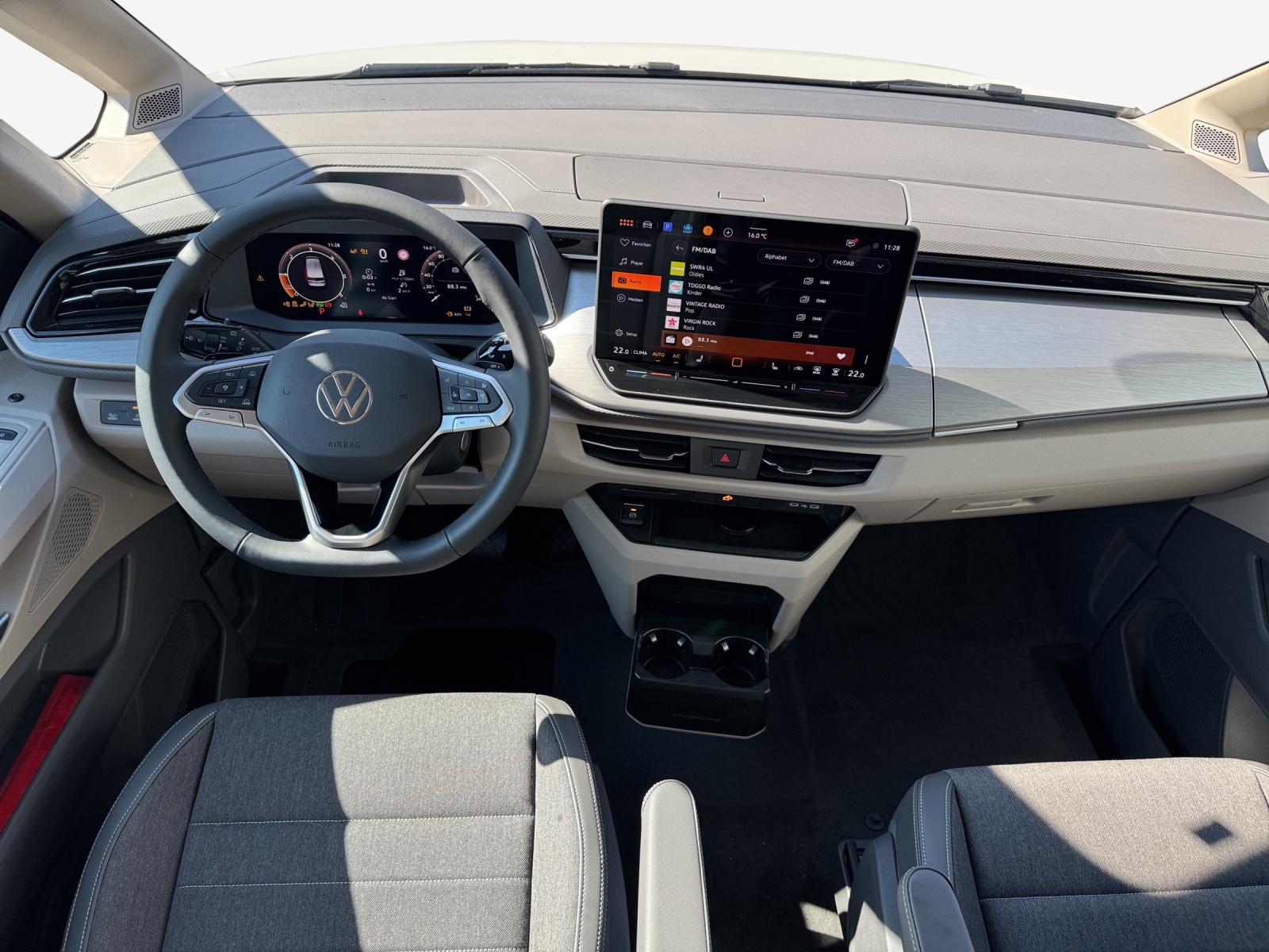 VW California 2.0 TDI Beach Ocean-image-8