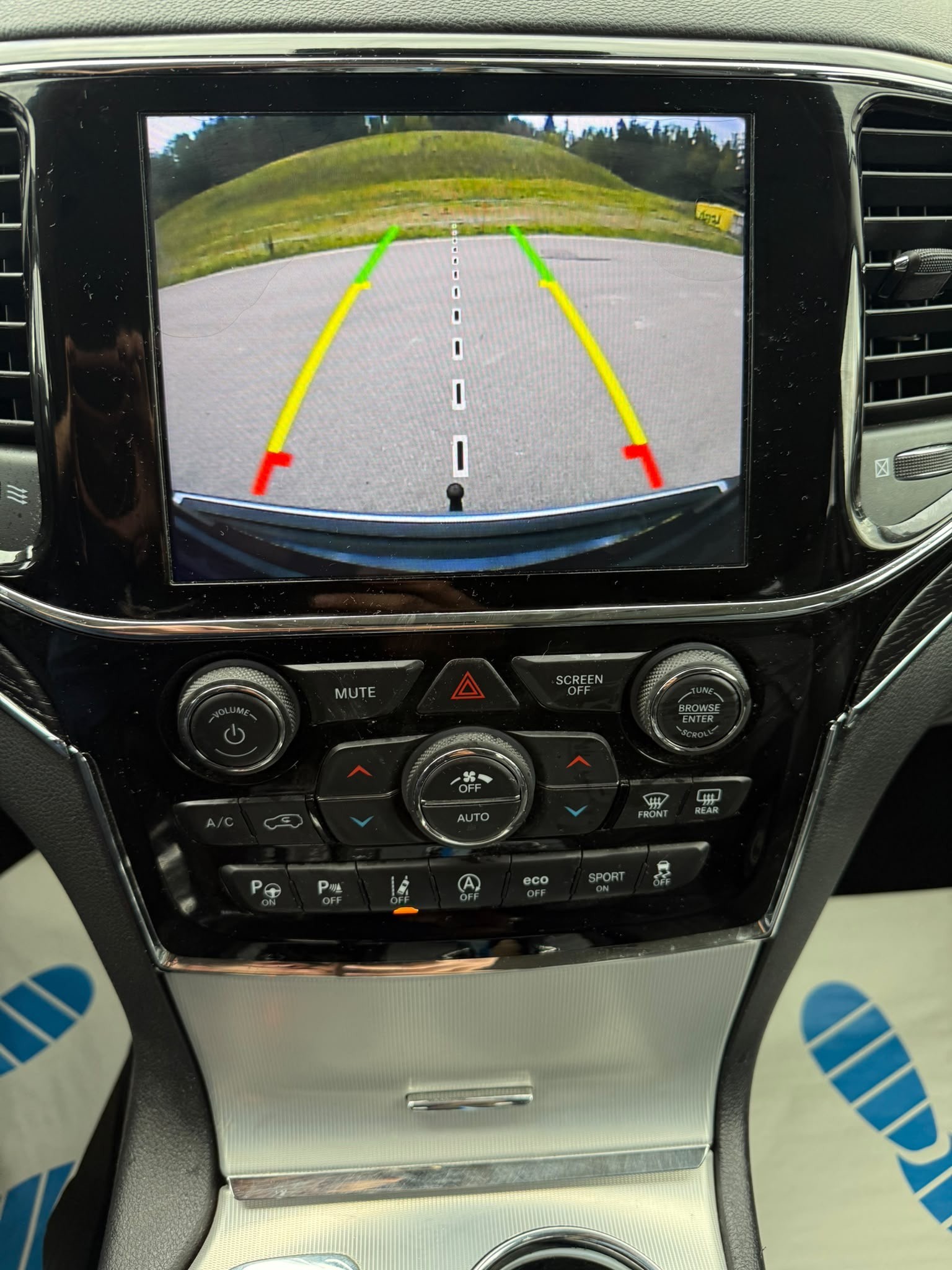 JEEP Grand Cherokee 3.0 CRD Summit Automatic-image-15