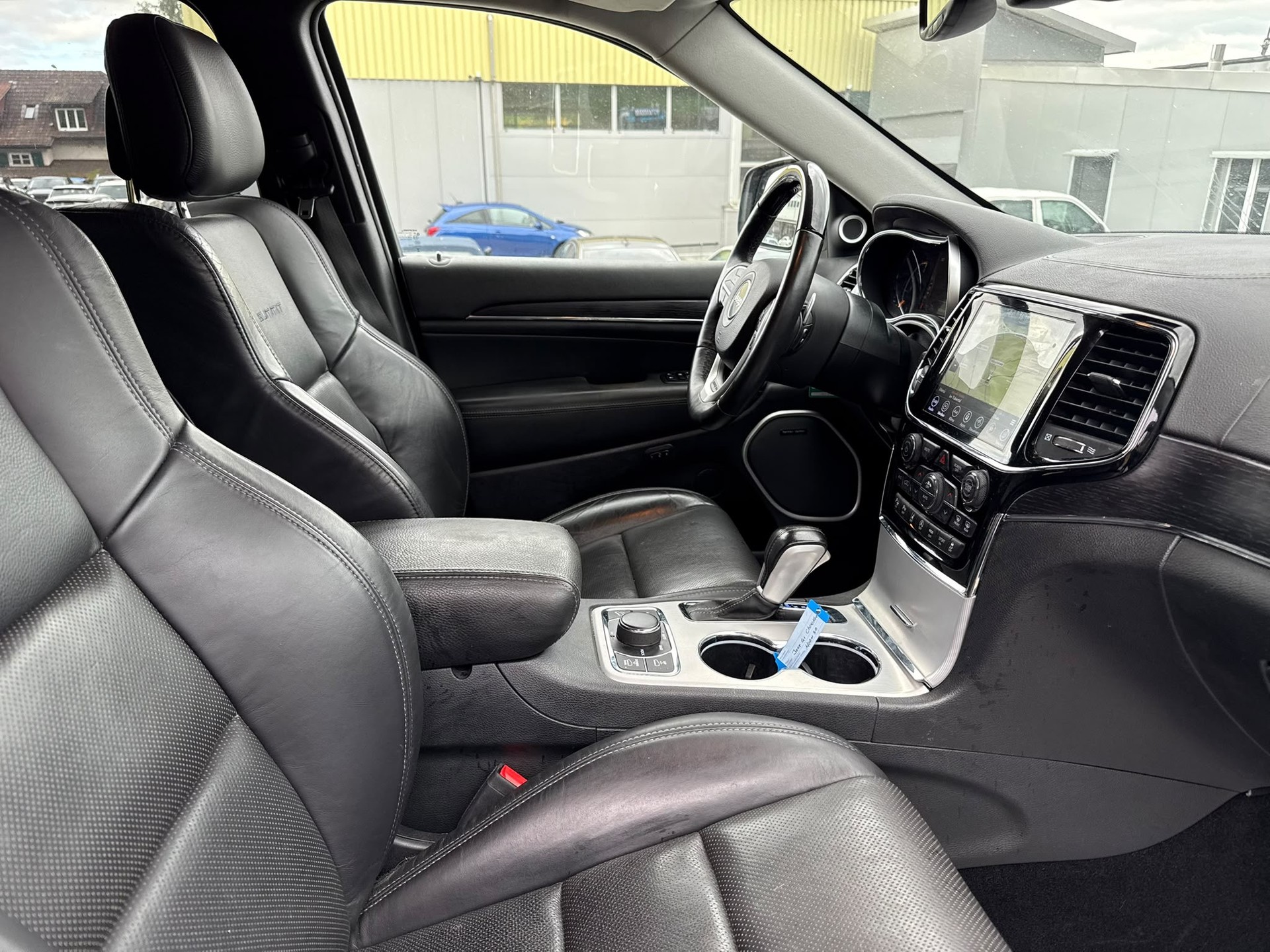 JEEP Grand Cherokee 3.0 CRD Summit Automatic-image-9