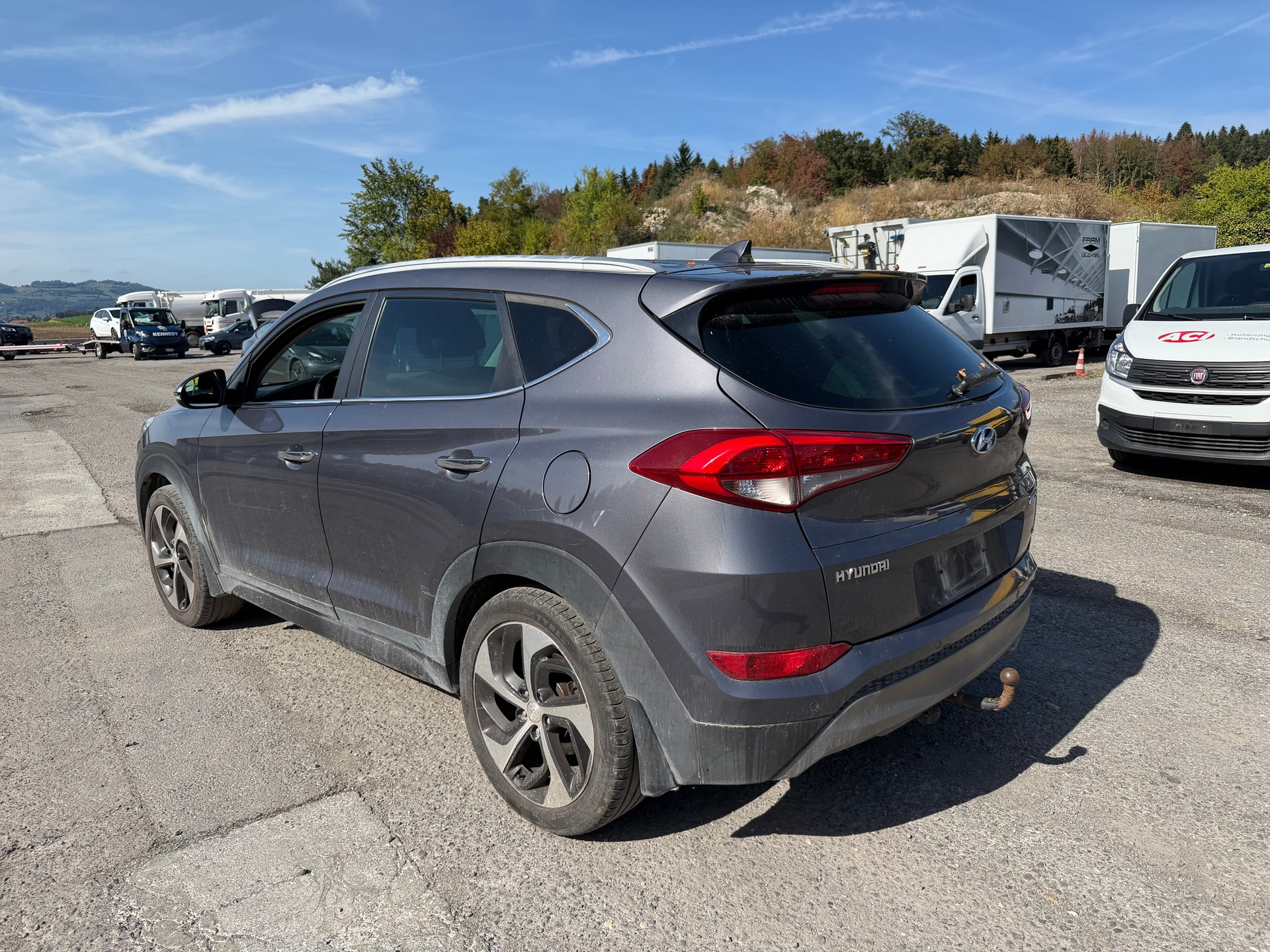 HYUNDAI Tucson 2.0 CRDI Plena 4WD-image-3