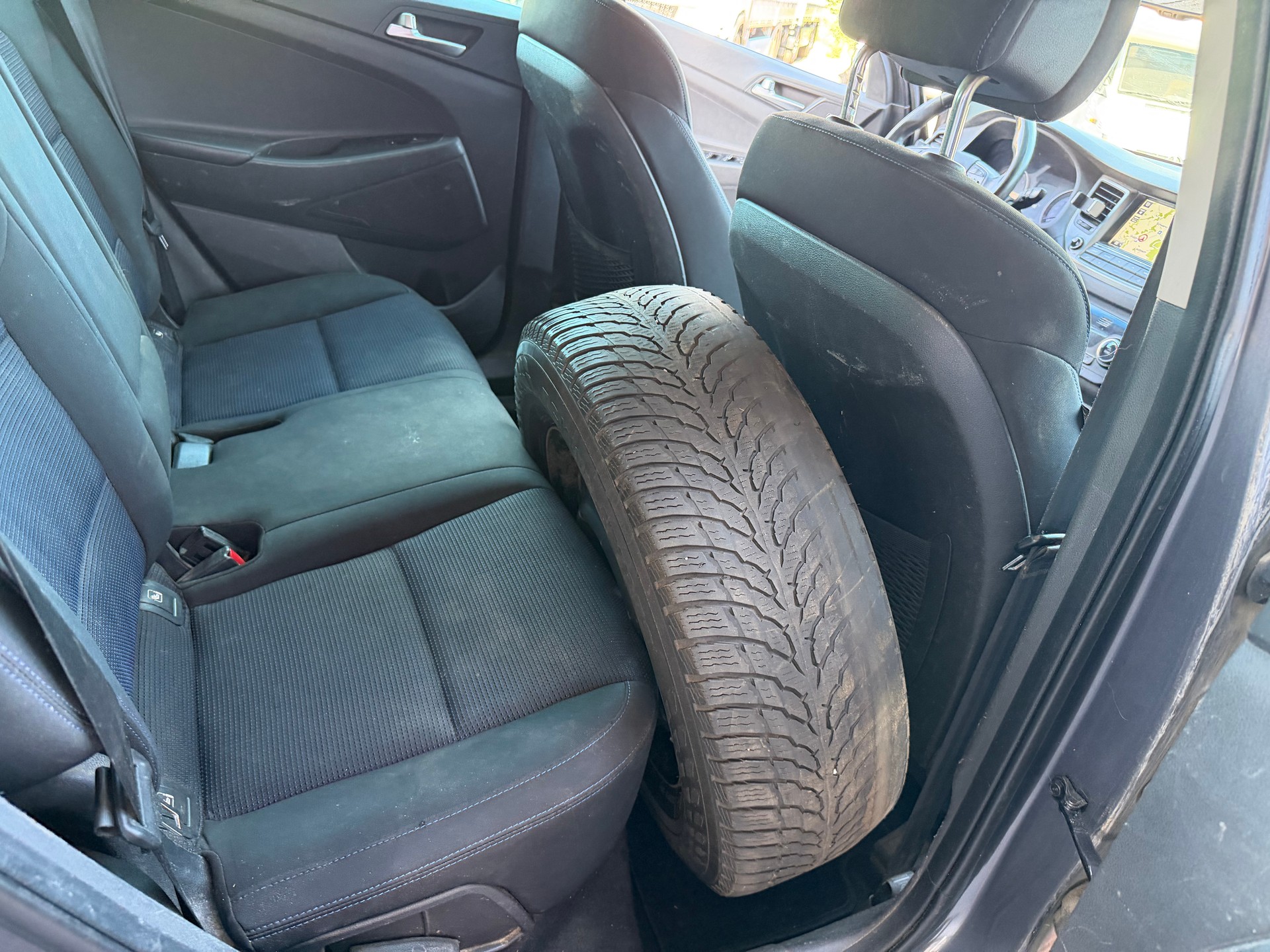 HYUNDAI Tucson 2.0 CRDI Plena 4WD-image-11