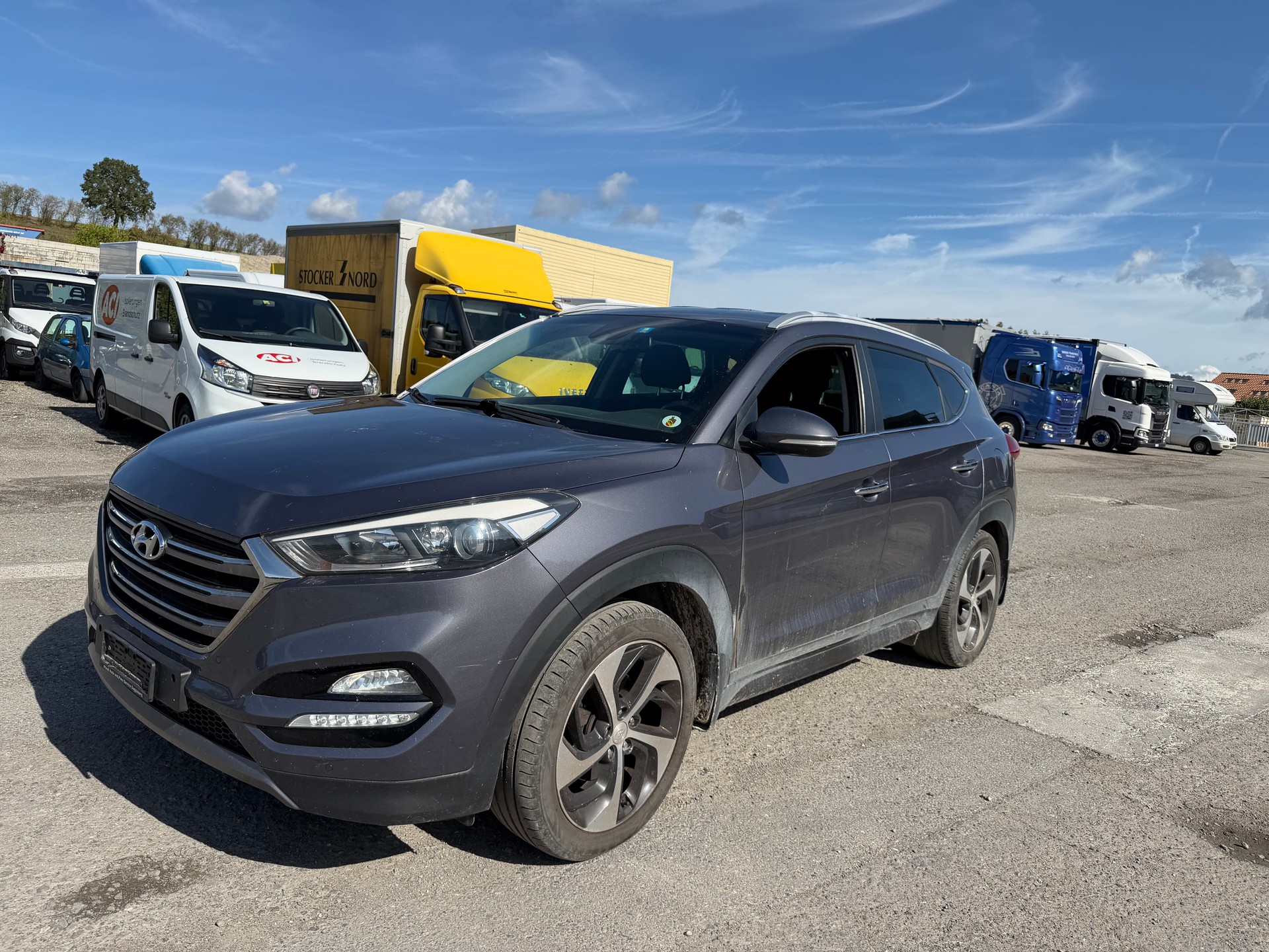 HYUNDAI Tucson 2.0 CRDI Plena 4WD-image-2