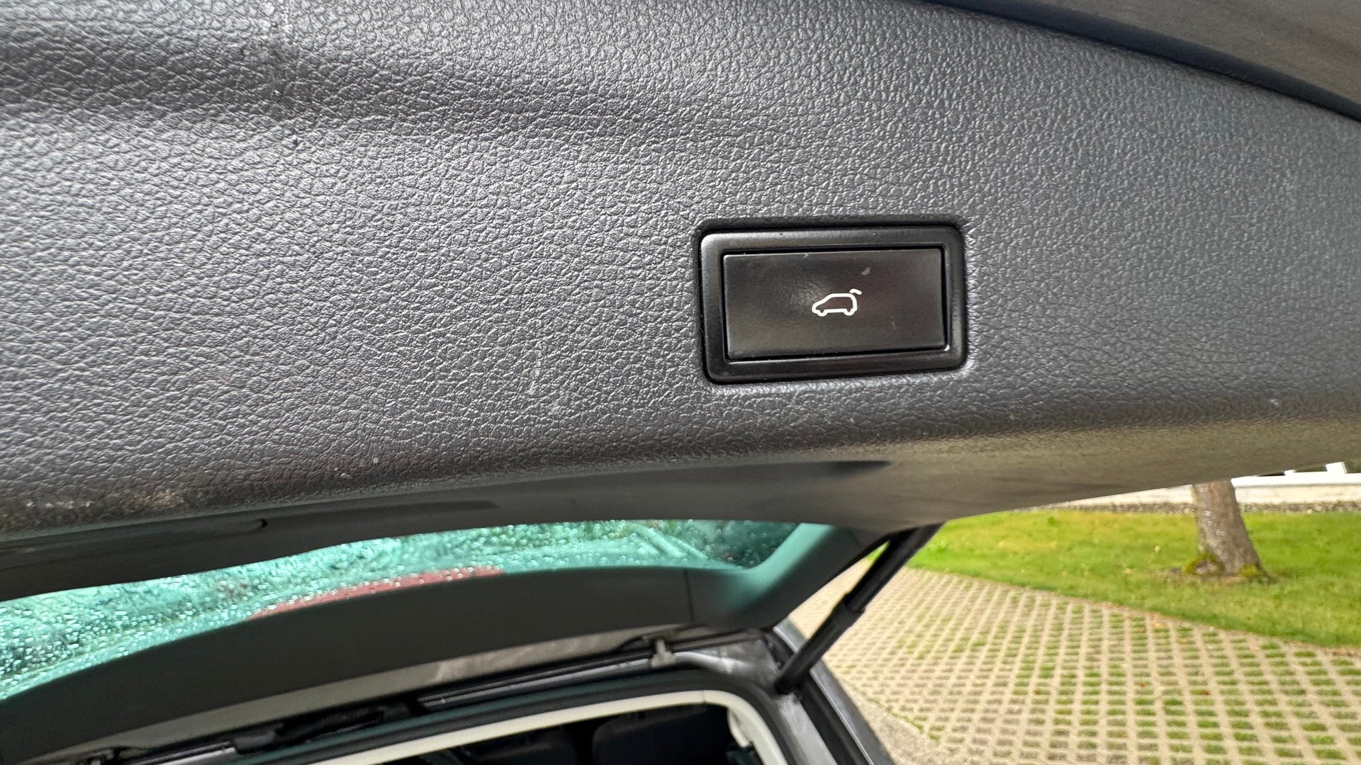 VW Sharan 2.0 TDI BMT Comfortline 4Motion-image-12