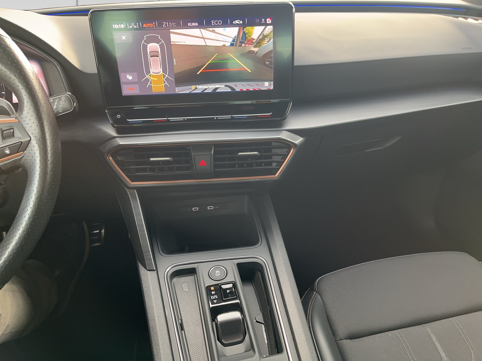 CUPRA LEON 1.4 e-HYBRID pHEV DSG-image-11