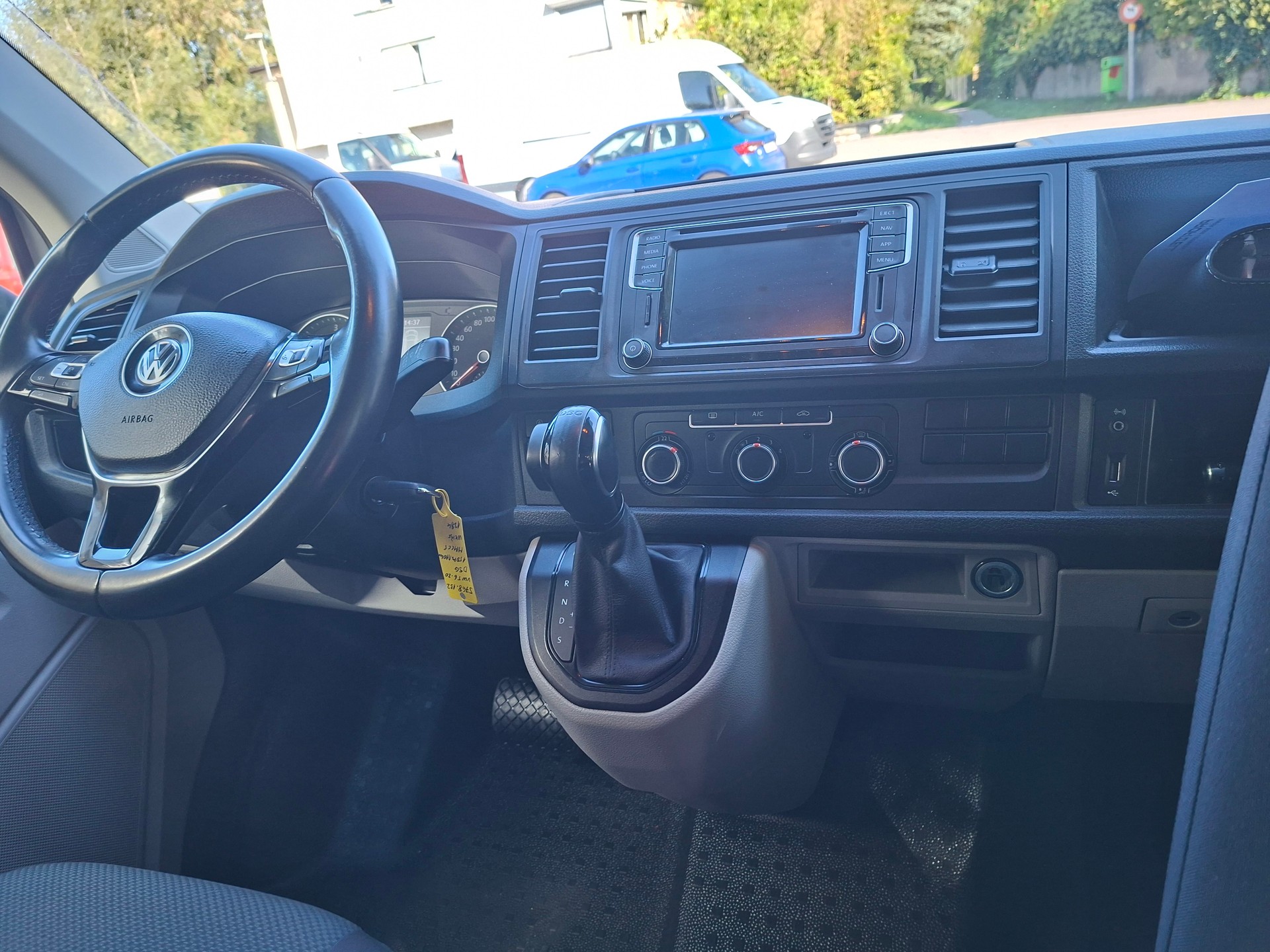 VW T6 2.0 TDI 150PS DSG AUTOMAT MareMonti COMFORT Camper 5Sitze-image-7