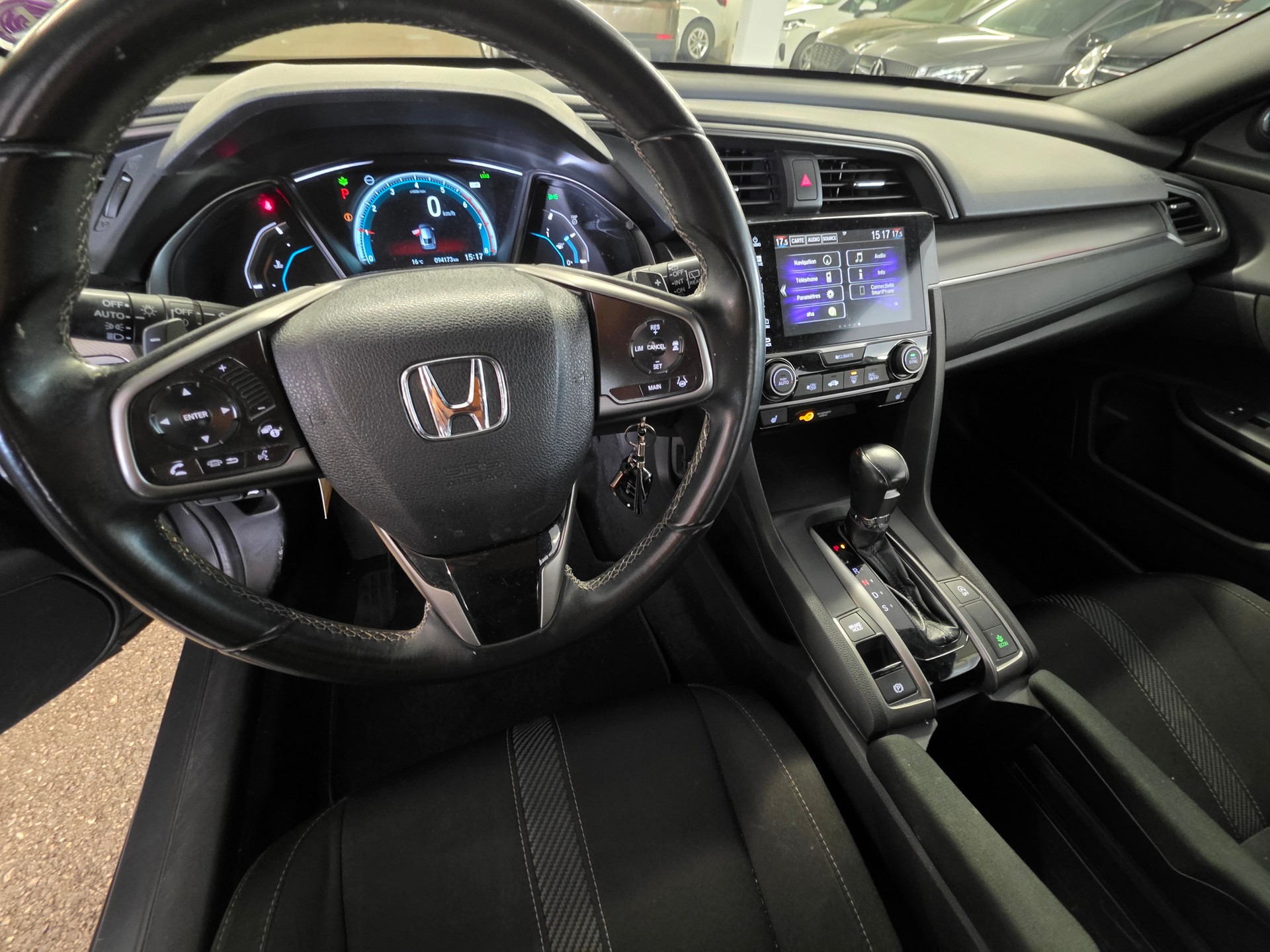 HONDA Civic 1.0 VTEC Elegance CVT-image-11