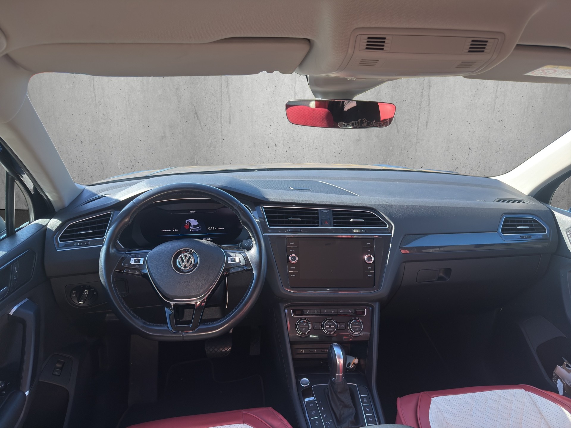 VW Tiguan 2.0TSI Sound 4Motion DSG-image-7