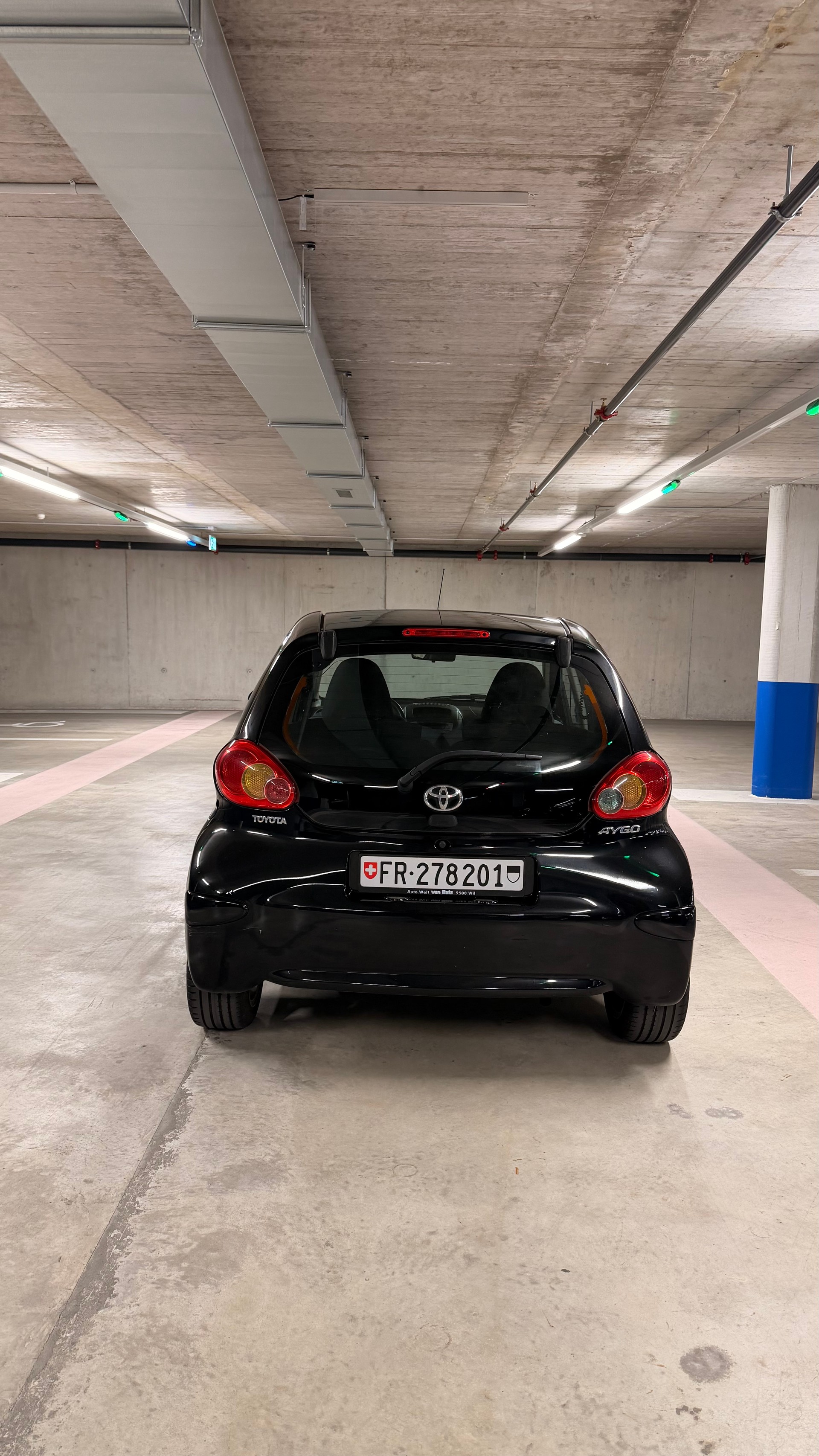 TOYOTA Aygo 1.0 Linea Luna-image-4