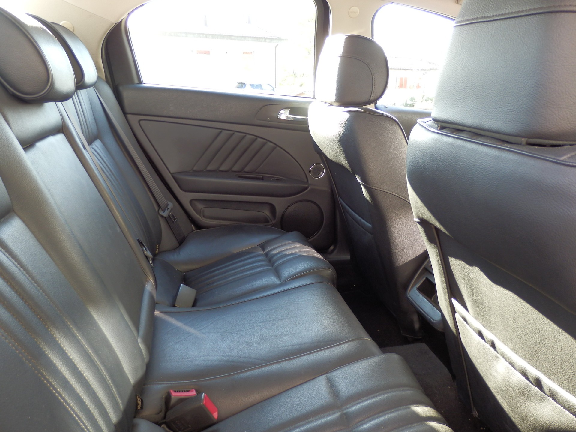 ALFA ROMEO 159 1.9JTD TI Q-Tronic-image-8