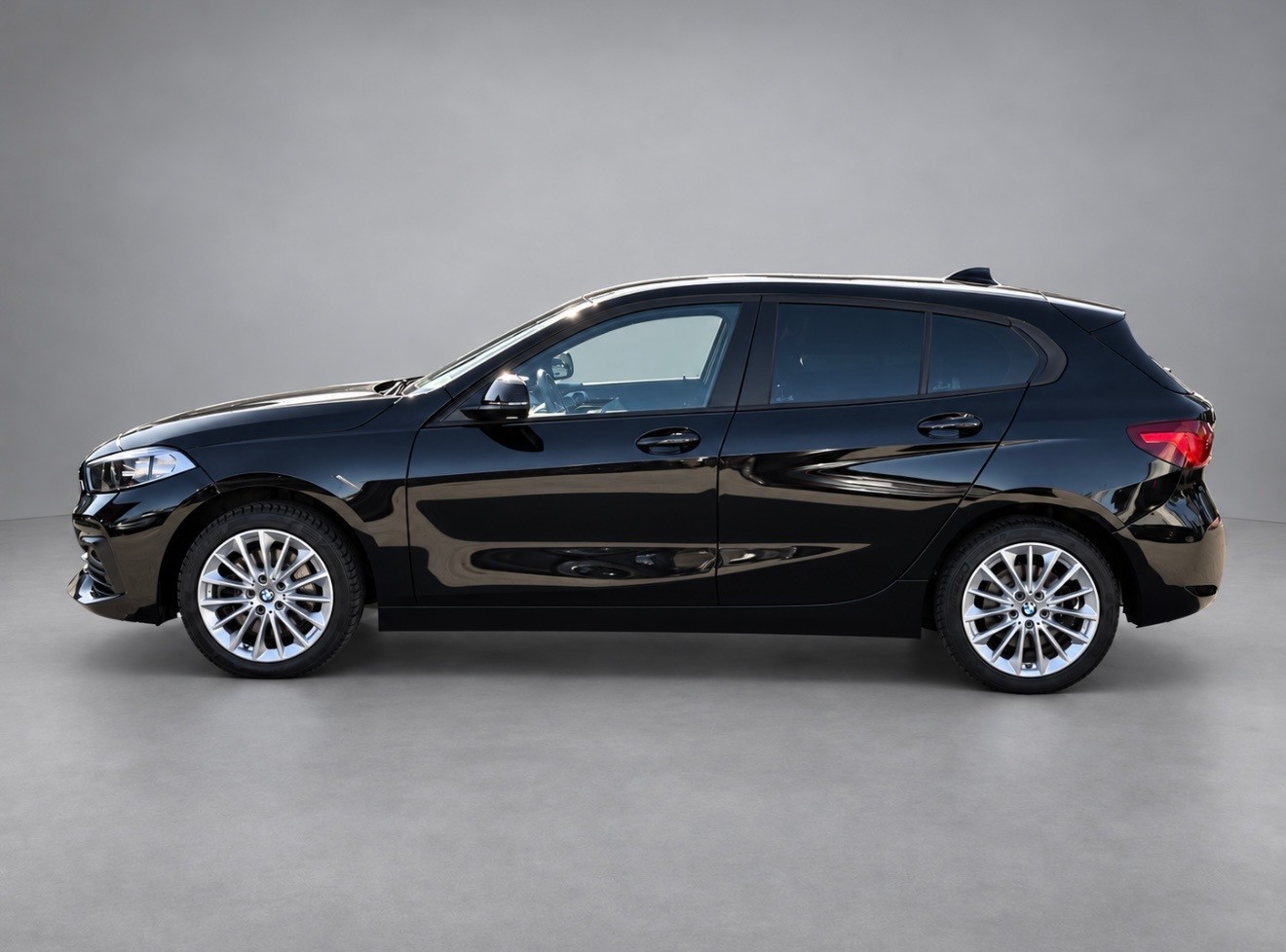 BMW 120d xDrive Steptronic-image-1