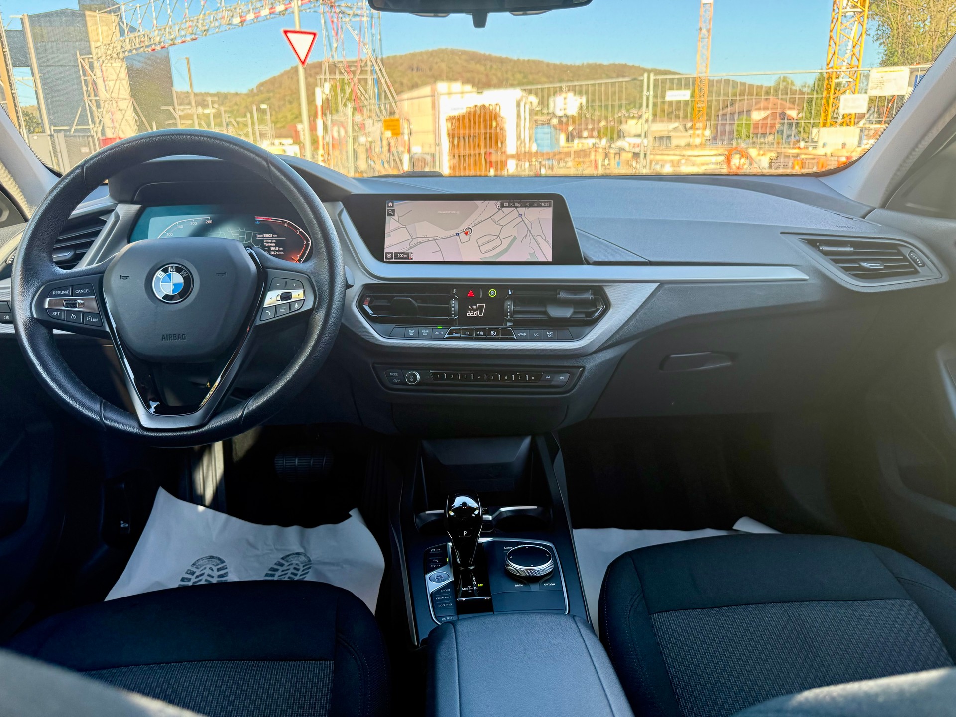 BMW 120d xDrive Steptronic-image-5
