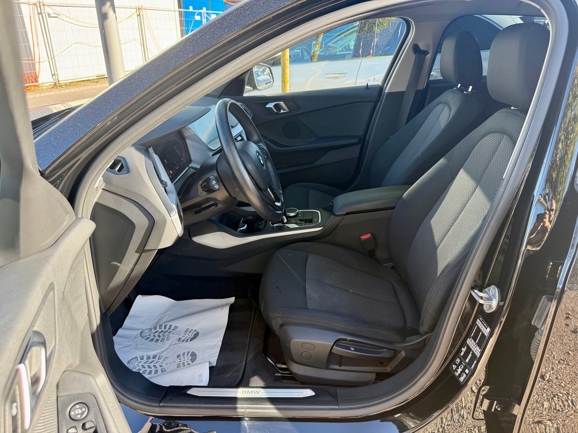 BMW 120d xDrive Steptronic-image-9