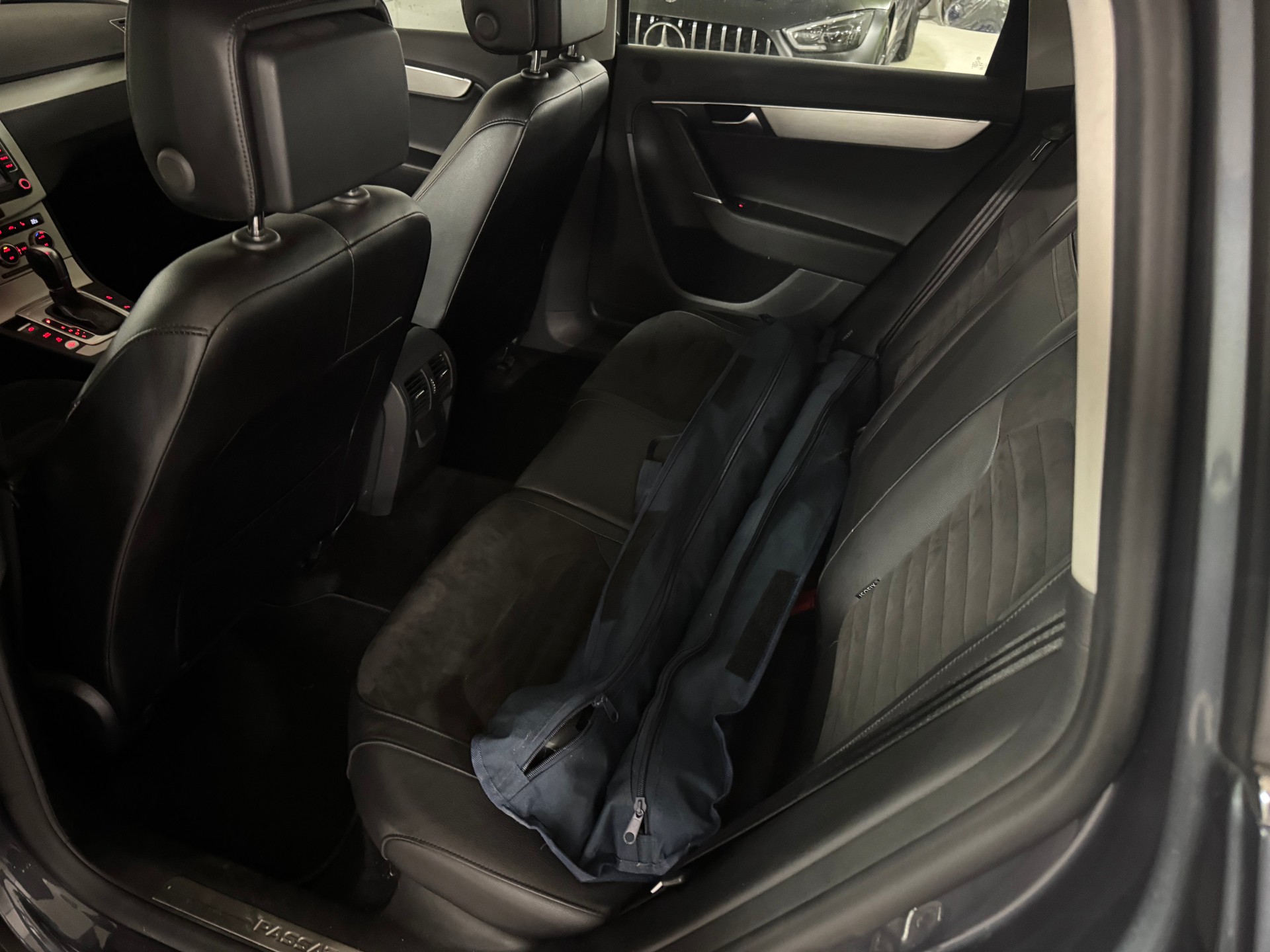 VW Passat Variant 2.0 TDI BMT Highline 4MDSG-image-13