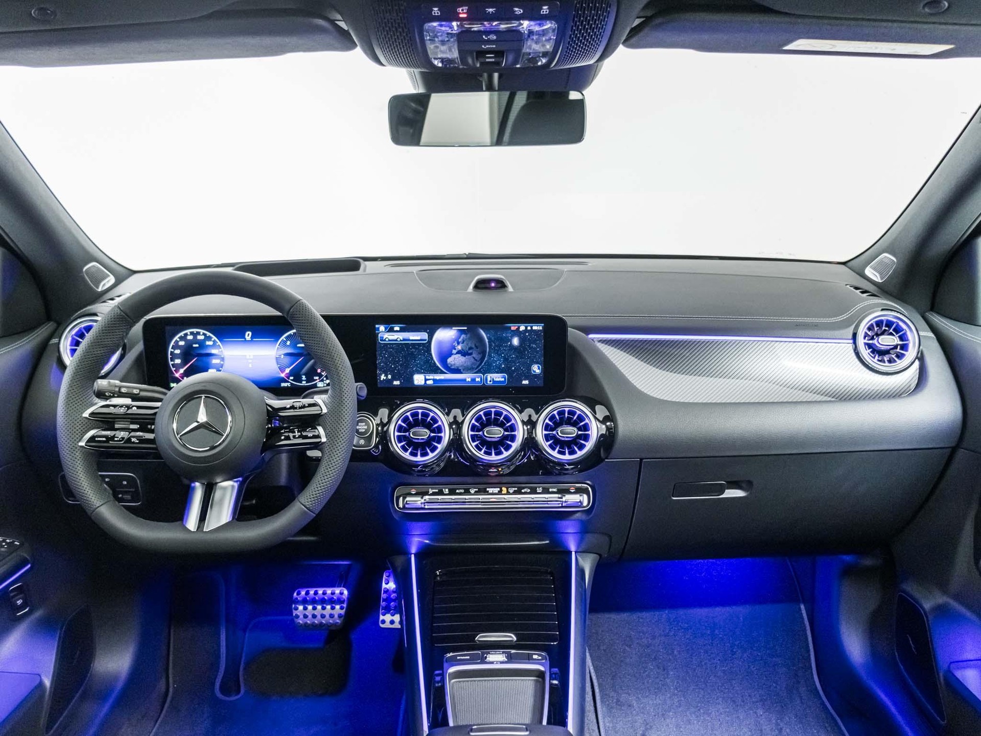 MERCEDES-BENZ GLA 220 d 4MATIC Swiss Star-image-12