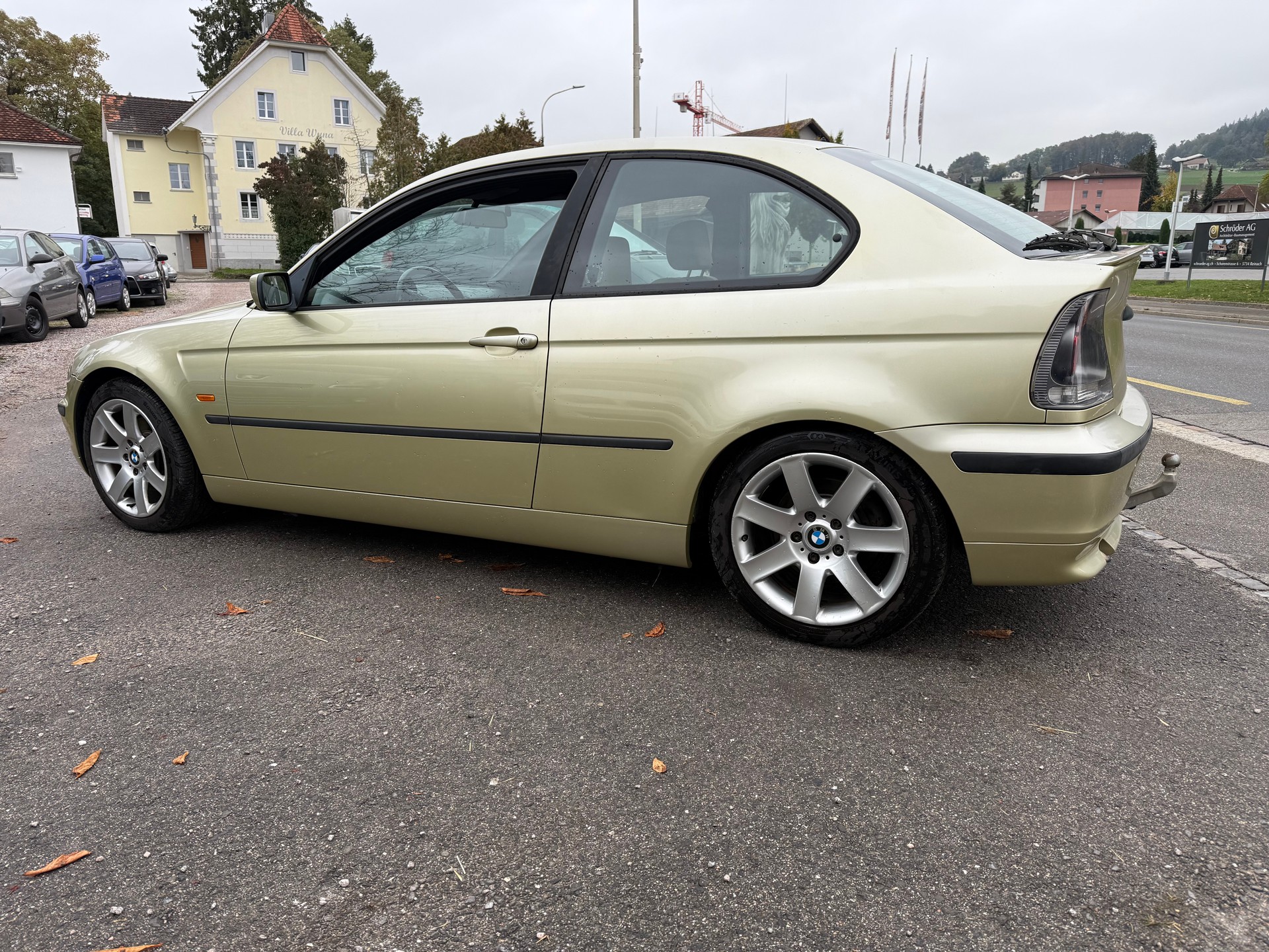BMW 320td Compact-image-3
