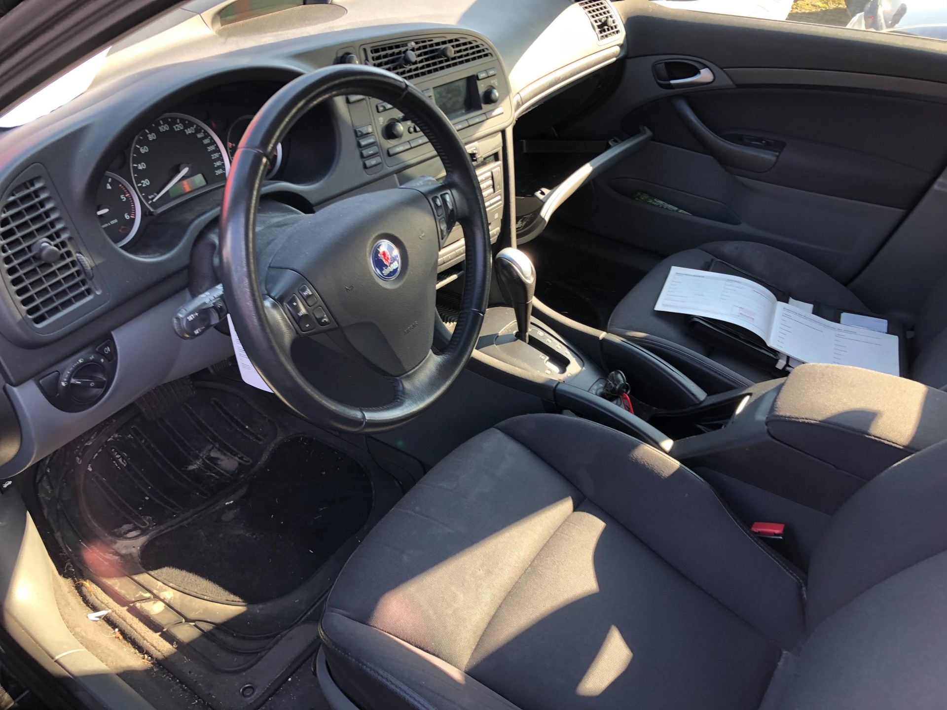 SAAB 9-3 1.9 TiD Vector-image-2