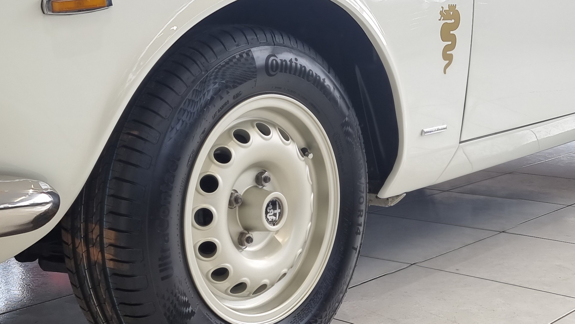 ALFA ROMEO GT 1600 Veloce-image-2