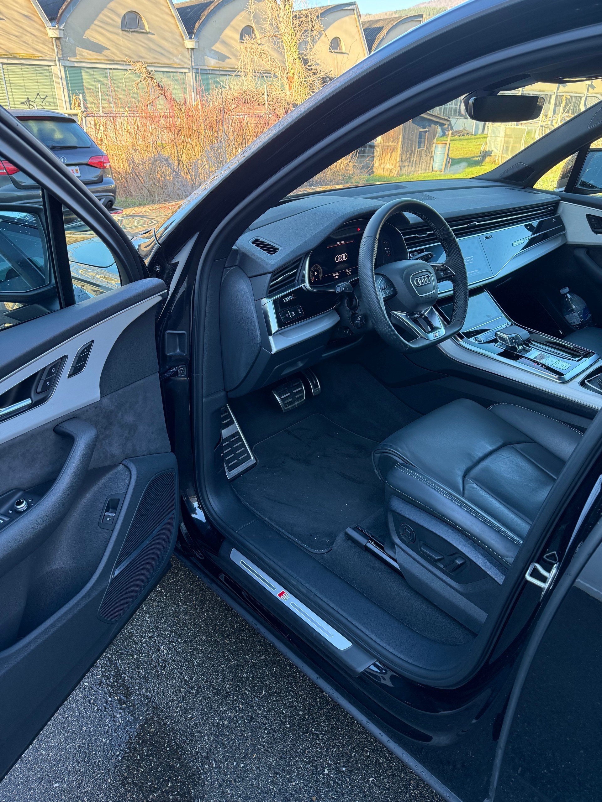 AUDI Q7 50 TDI quattro S Line tiptronic-image-5