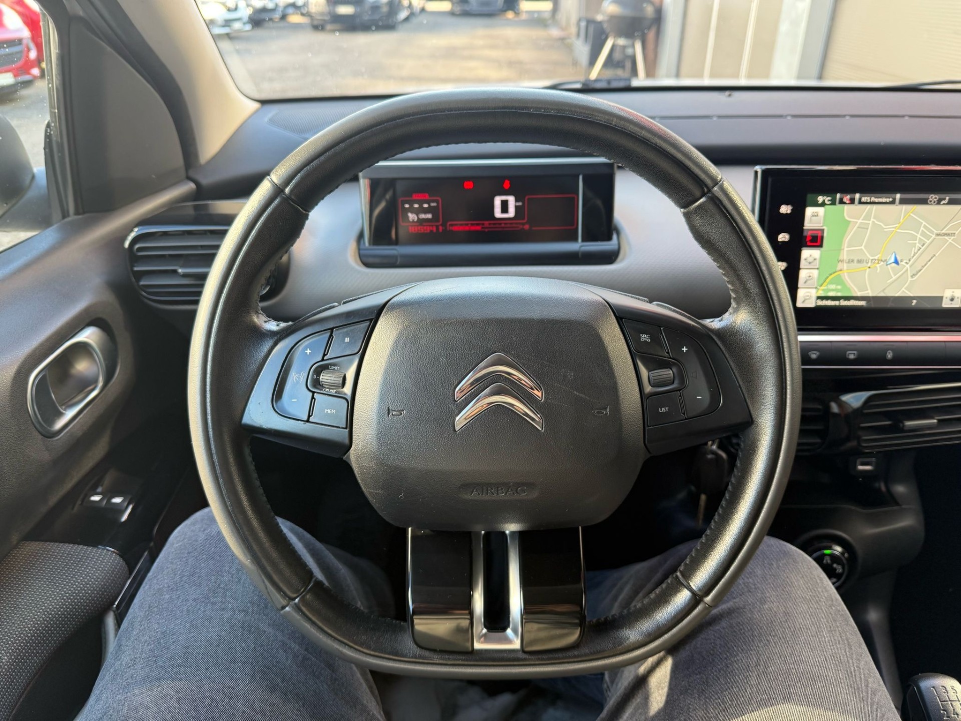 CITROEN C4 Cactus 1.2 e-THP Rip Curl-image-12