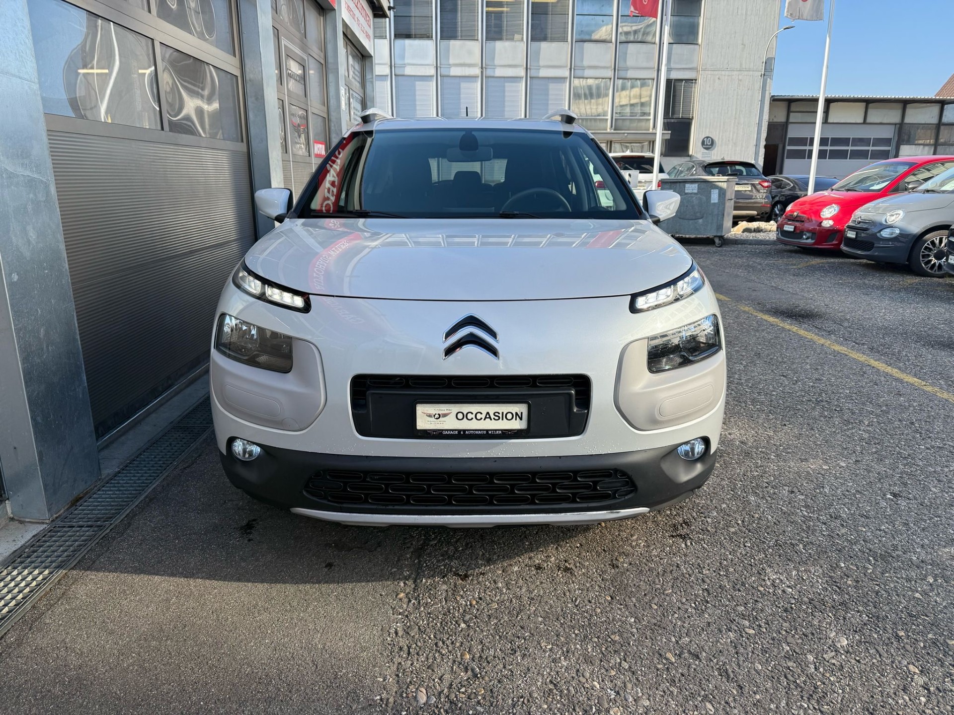 CITROEN C4 Cactus 1.2 e-THP Rip Curl-image-1