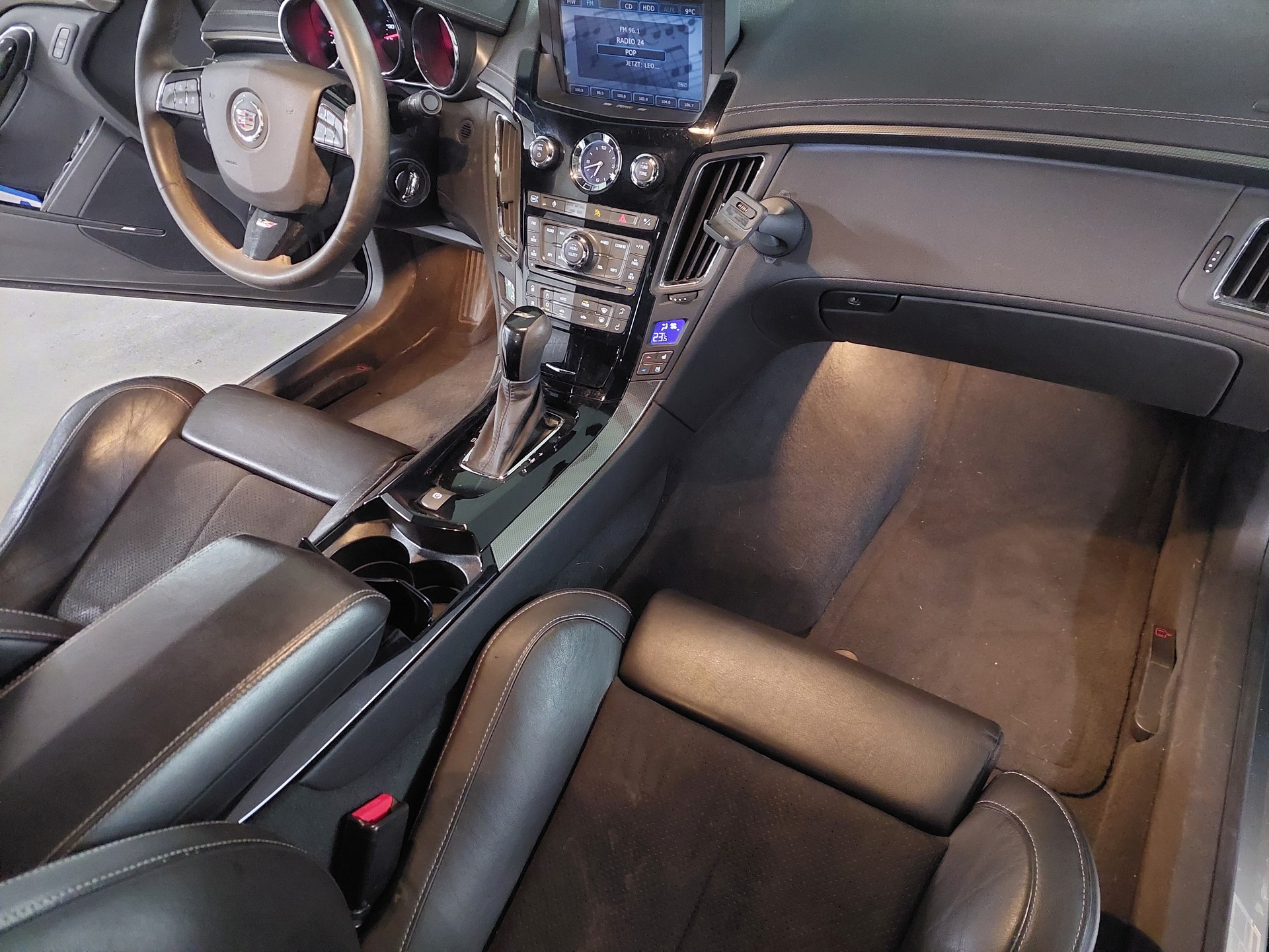 CADILLAC CTS-V Coupé 6.2 V8-image-6