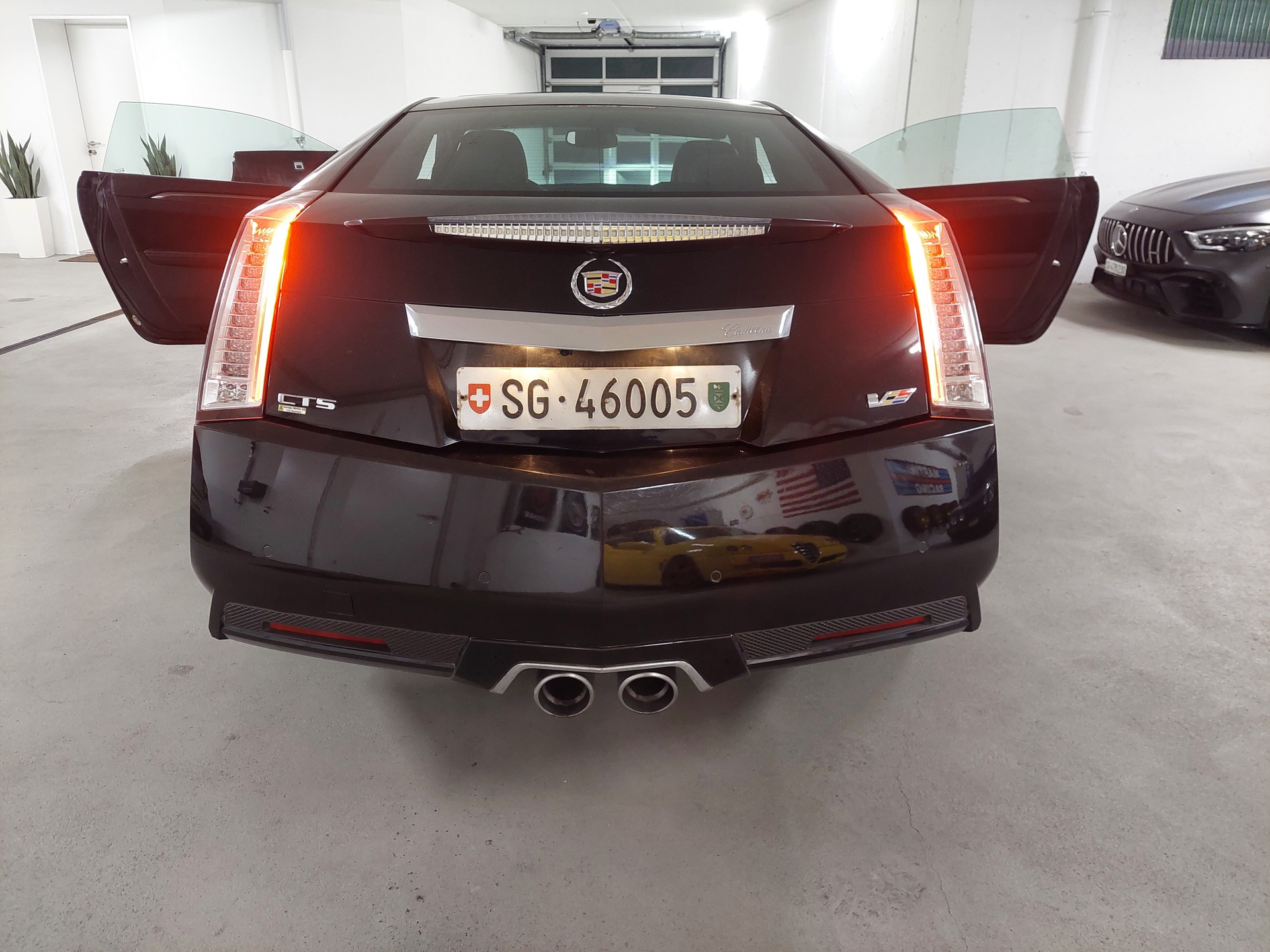 CADILLAC CTS-V Coupé 6.2 V8-image-2