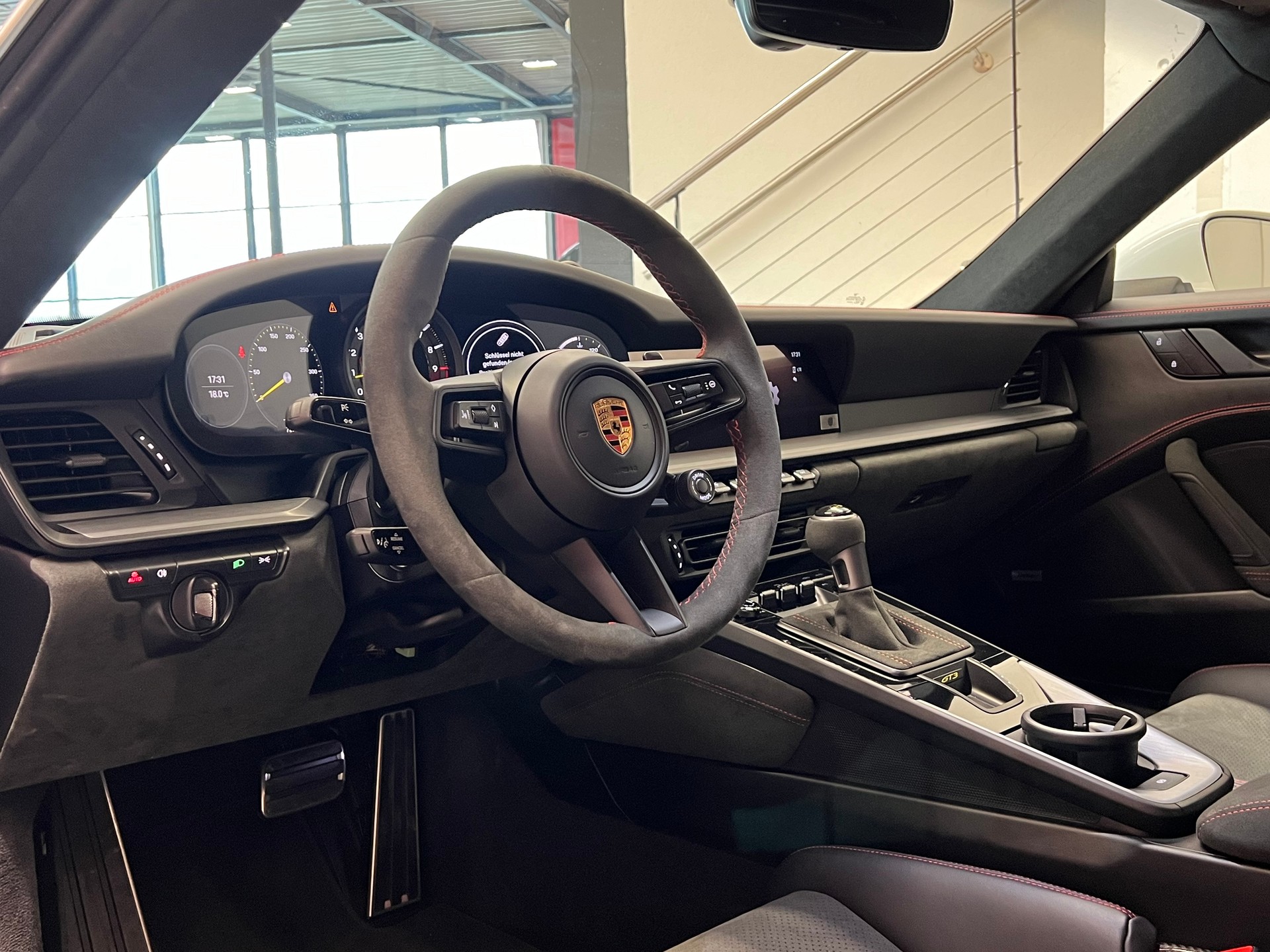 PORSCHE 911 GT3 PDK-image-15