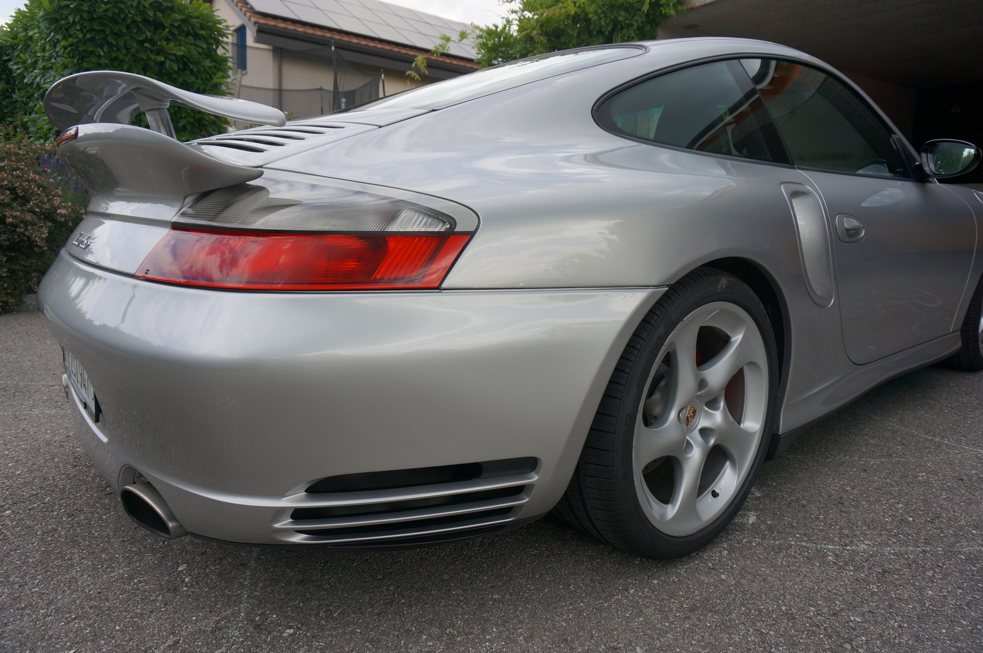 PORSCHE 911 Turbo-image-5
