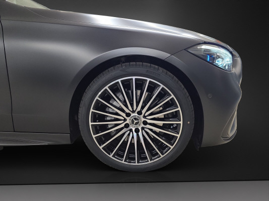 MERCEDES-BENZ C 300 4 Matic-image-5