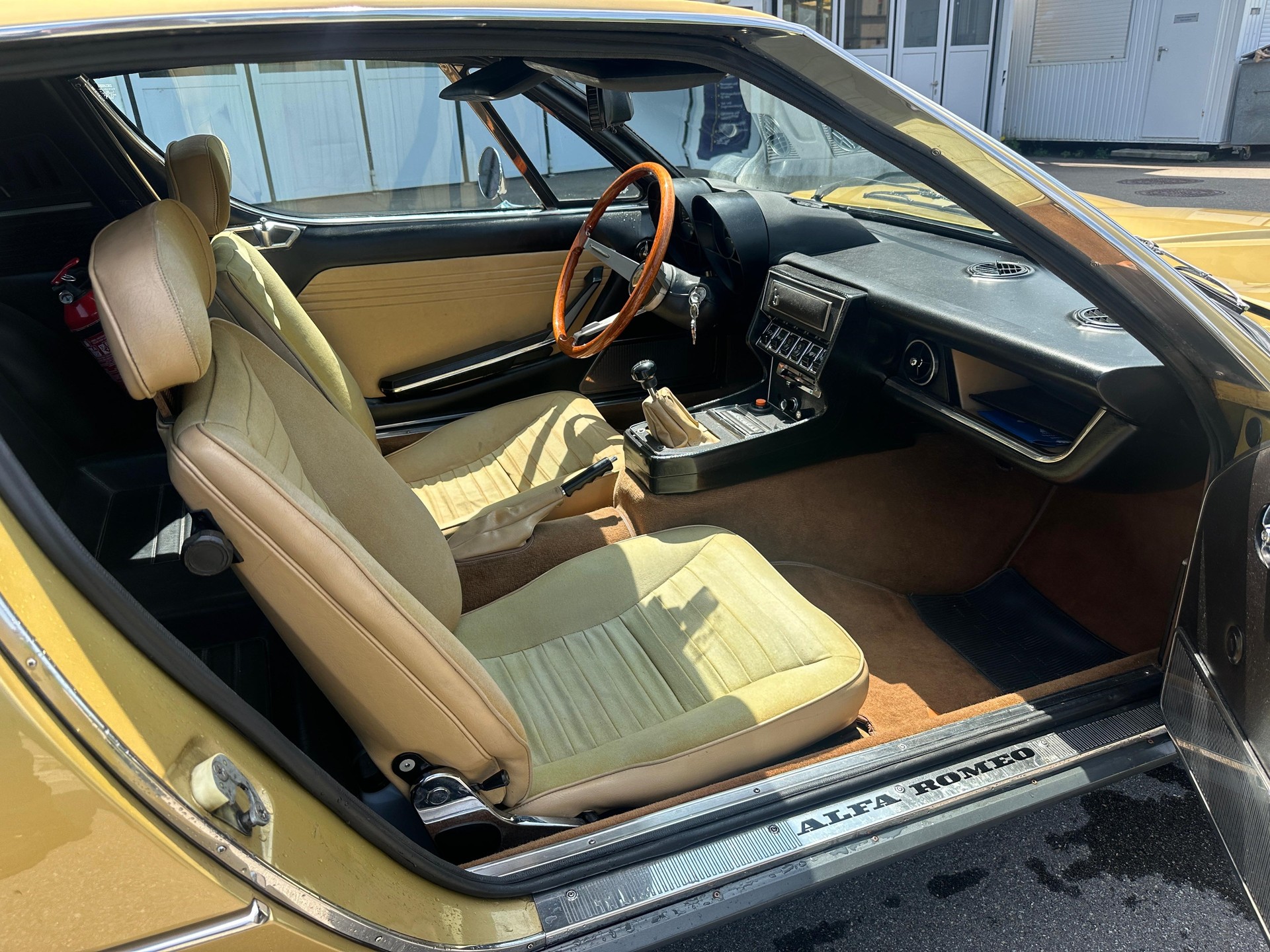 ALFA ROMEO MONTREAL-image-9