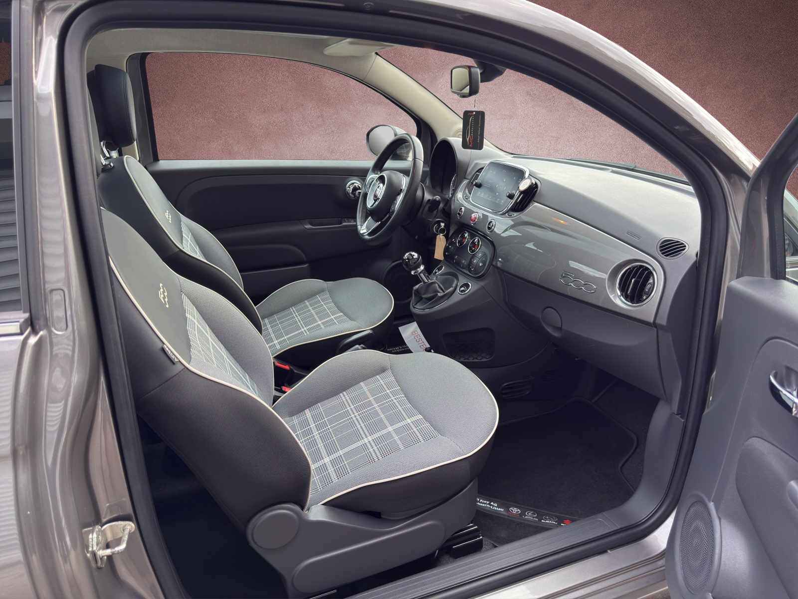 FIAT 500C 0.9 Twinair Turbo Mirror-image-9
