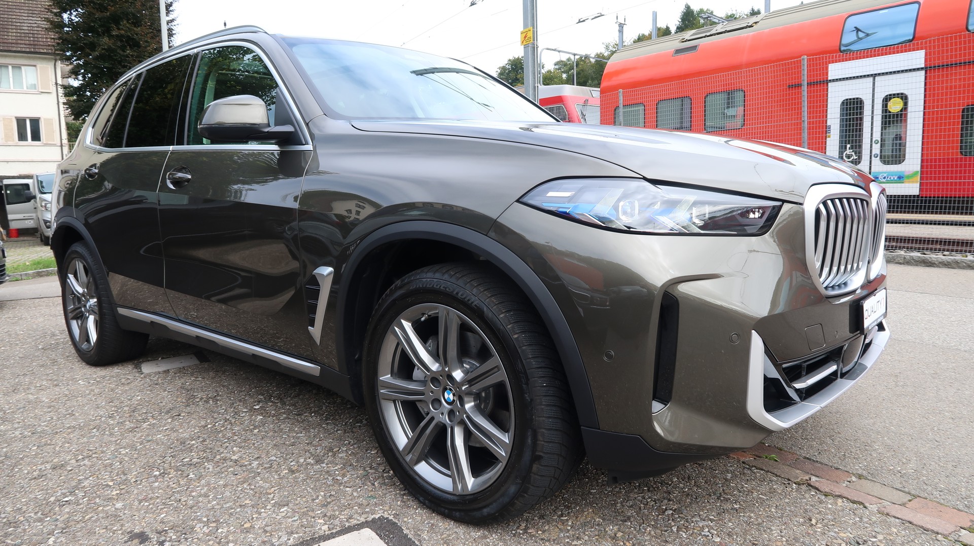 BMW X5 xDrive 48V 30d Steptronic-image-2
