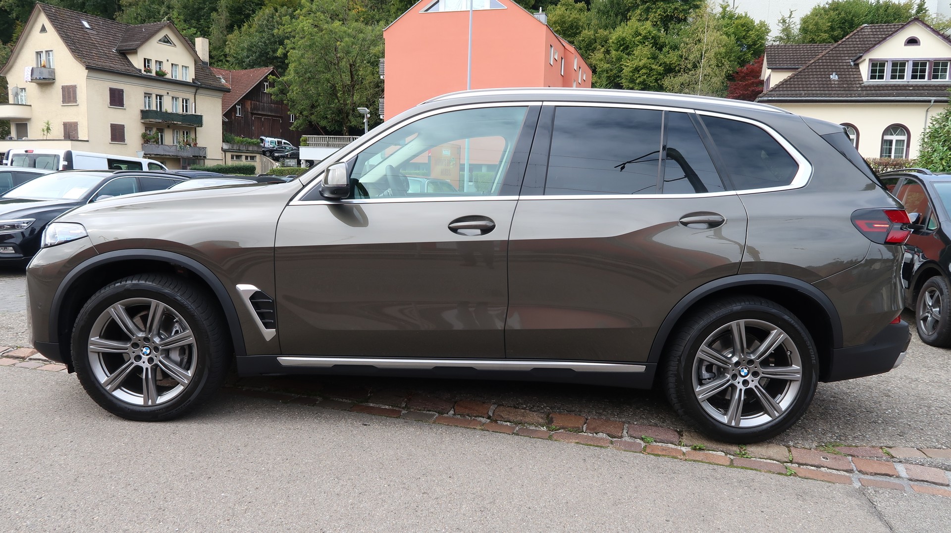 BMW X5 xDrive 48V 30d Steptronic-image-4