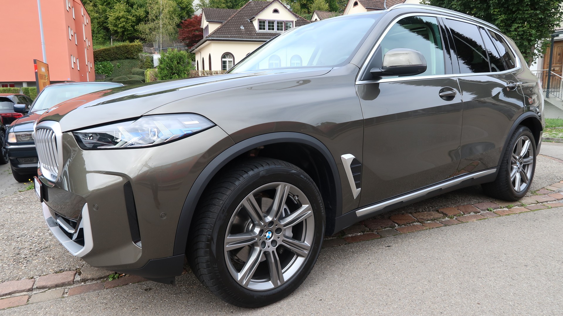 BMW X5 xDrive 48V 30d Steptronic-image-0
