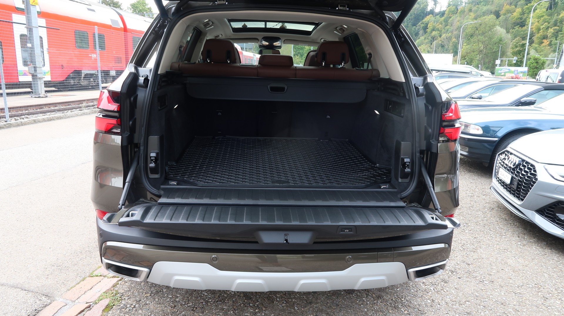 BMW X5 xDrive 48V 30d Steptronic-image-6