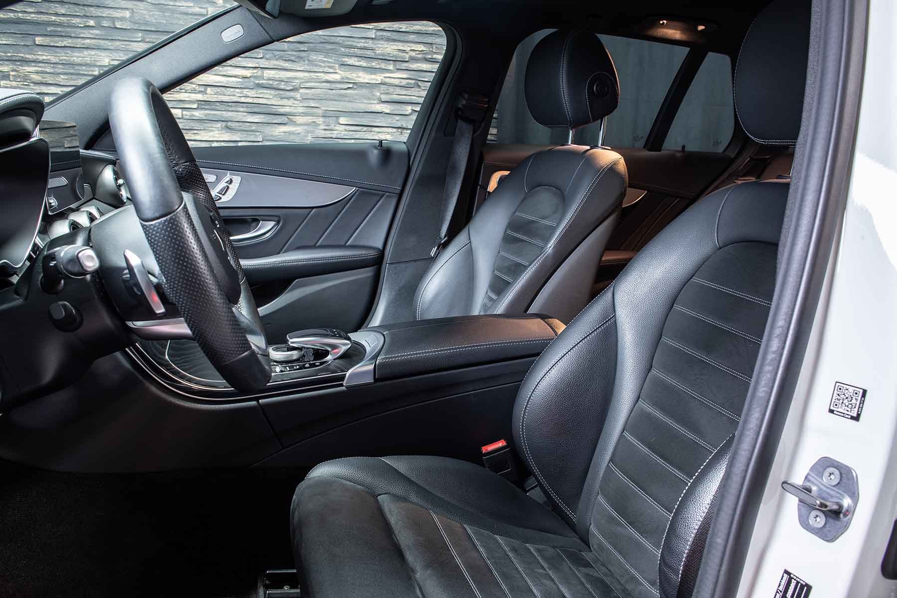 MERCEDES-BENZ C 220 d Swiss Star AMG Line 4Matic 9G-Tronic-image-4