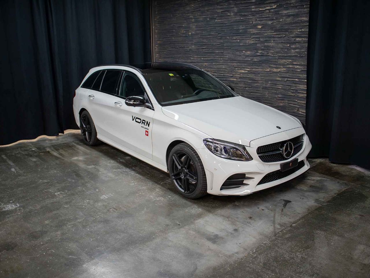 MERCEDES-BENZ C 220 d Swiss Star AMG Line 4Matic 9G-Tronic