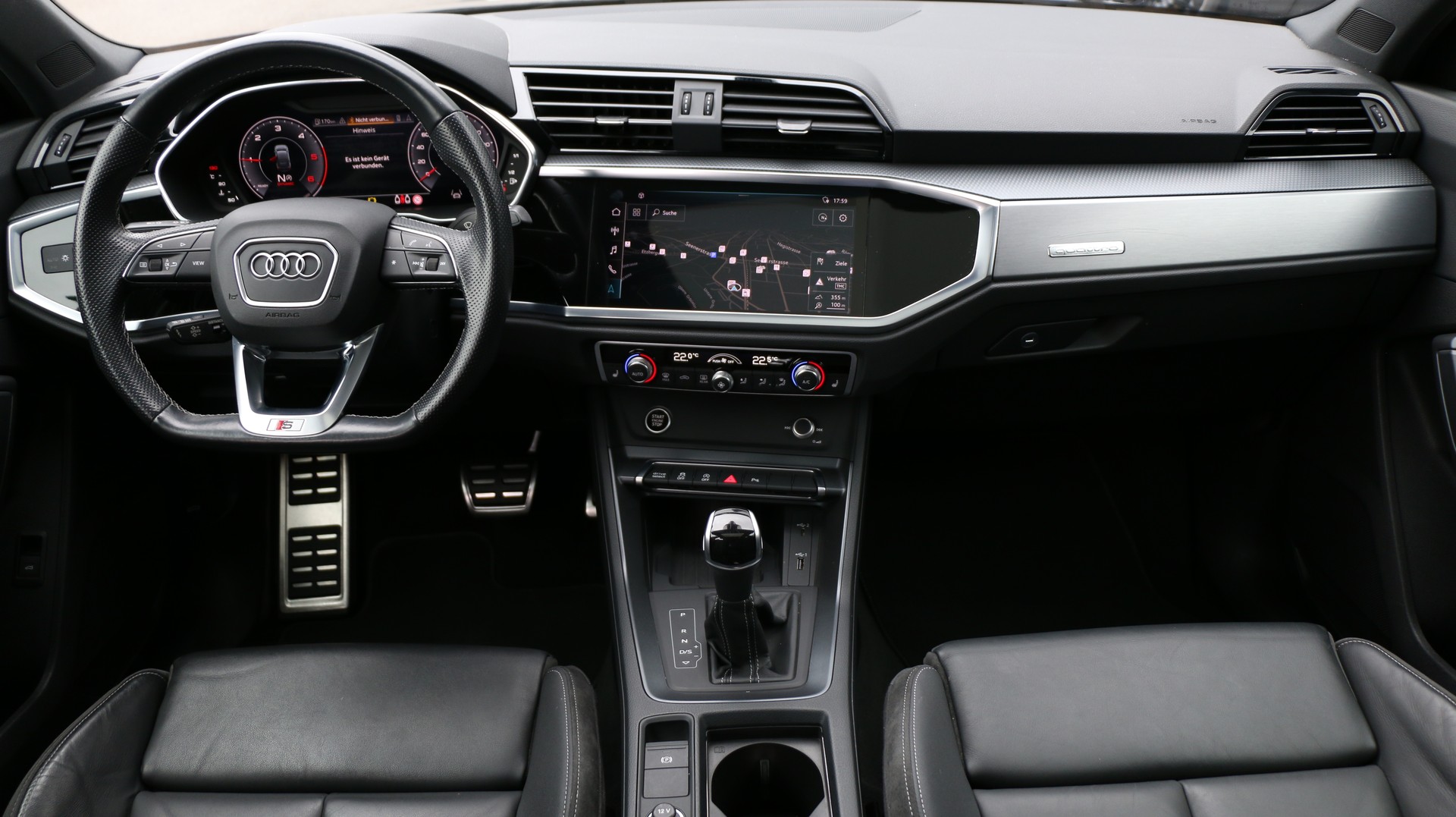AUDI Q3 SB 40 TDI S Line quattro-image-12