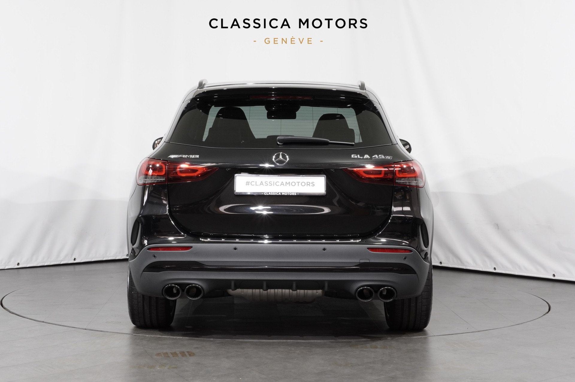 MERCEDES-BENZ GLA 45 S AMG 4Matic+ 8G-Speedshift DCT-image-4
