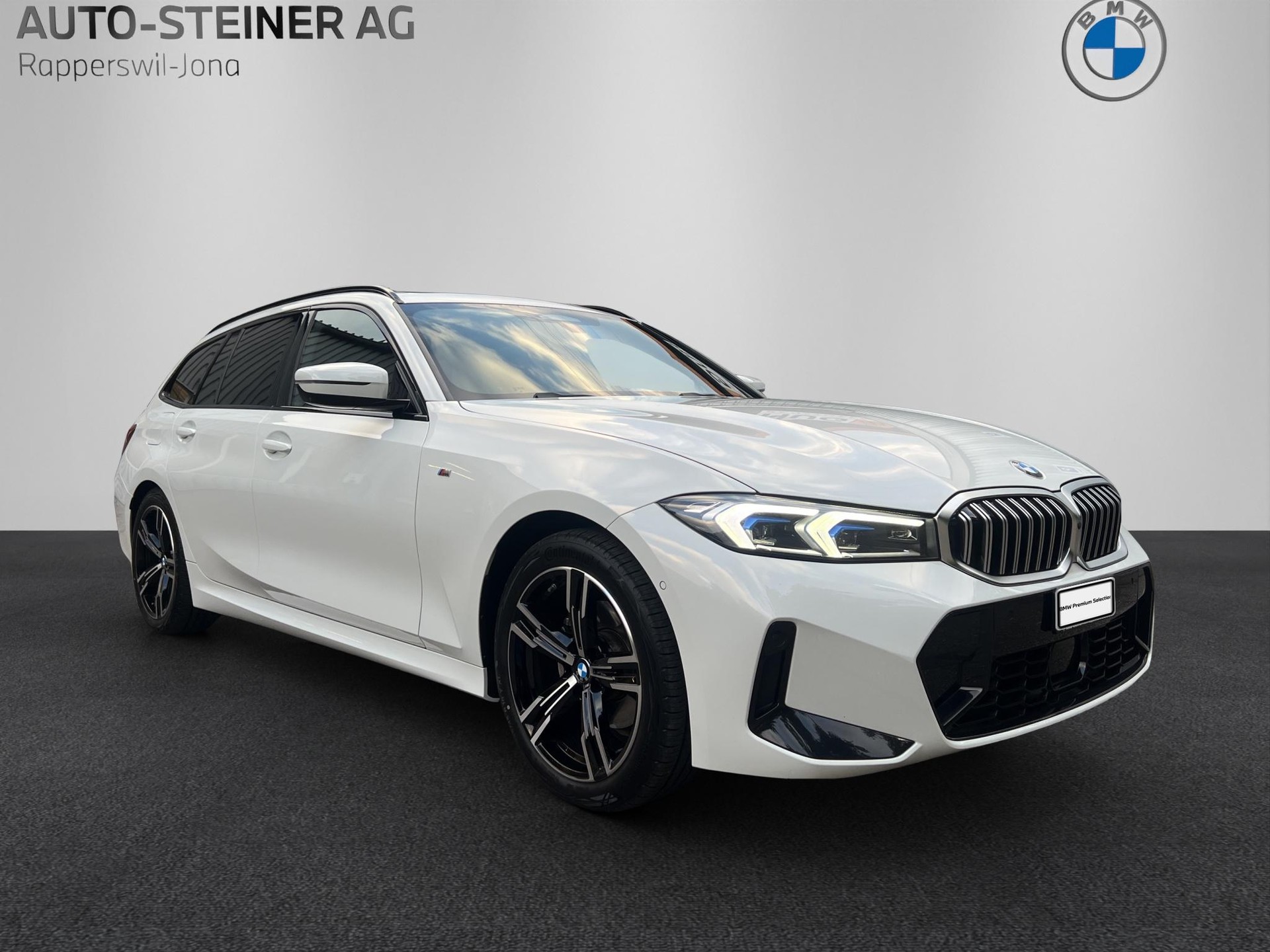 BMW 320d xDrive 48V Touring Steptronic M Sport-image-6