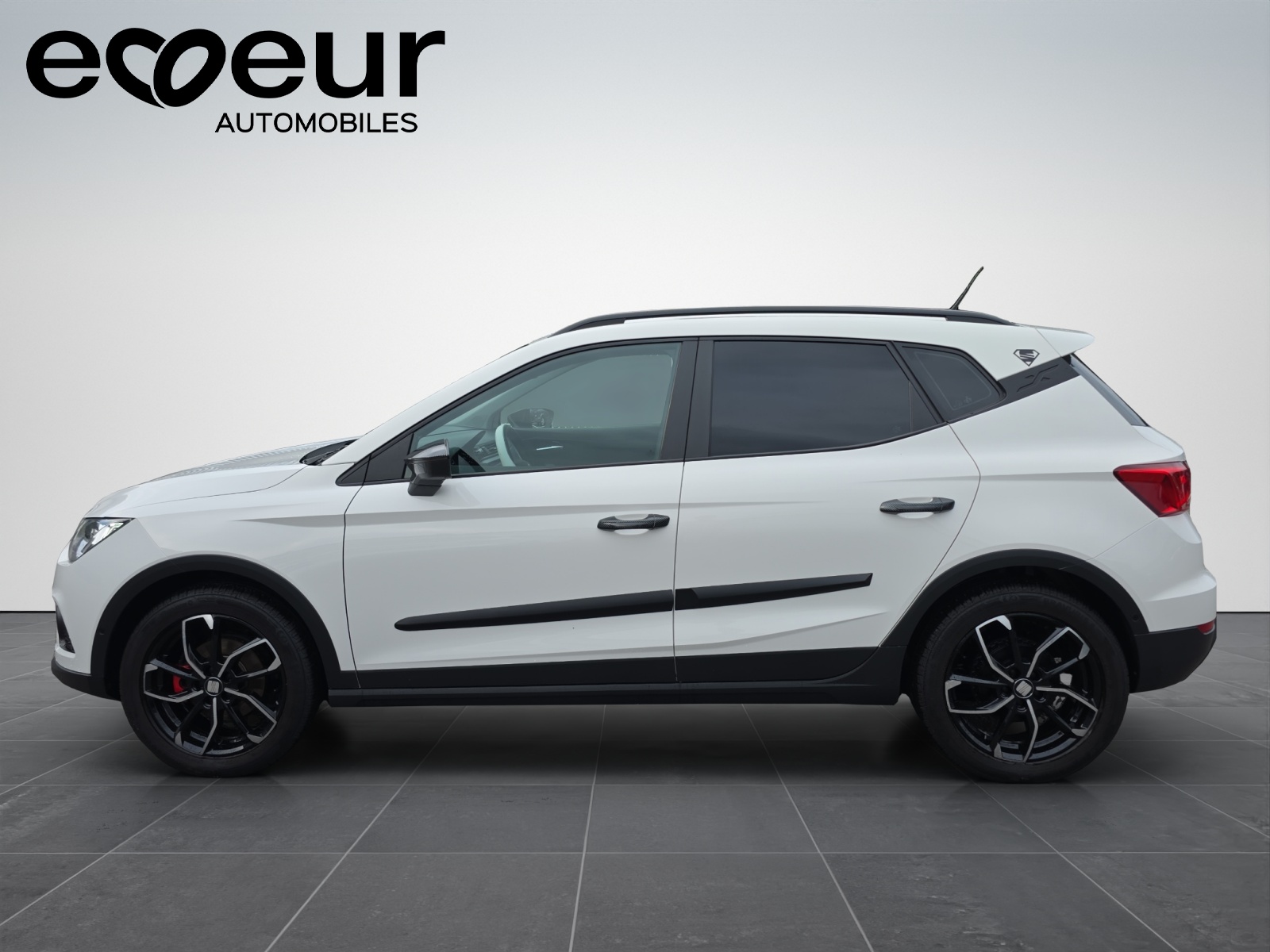 SEAT Arona 1.0 TGI Style-image-2