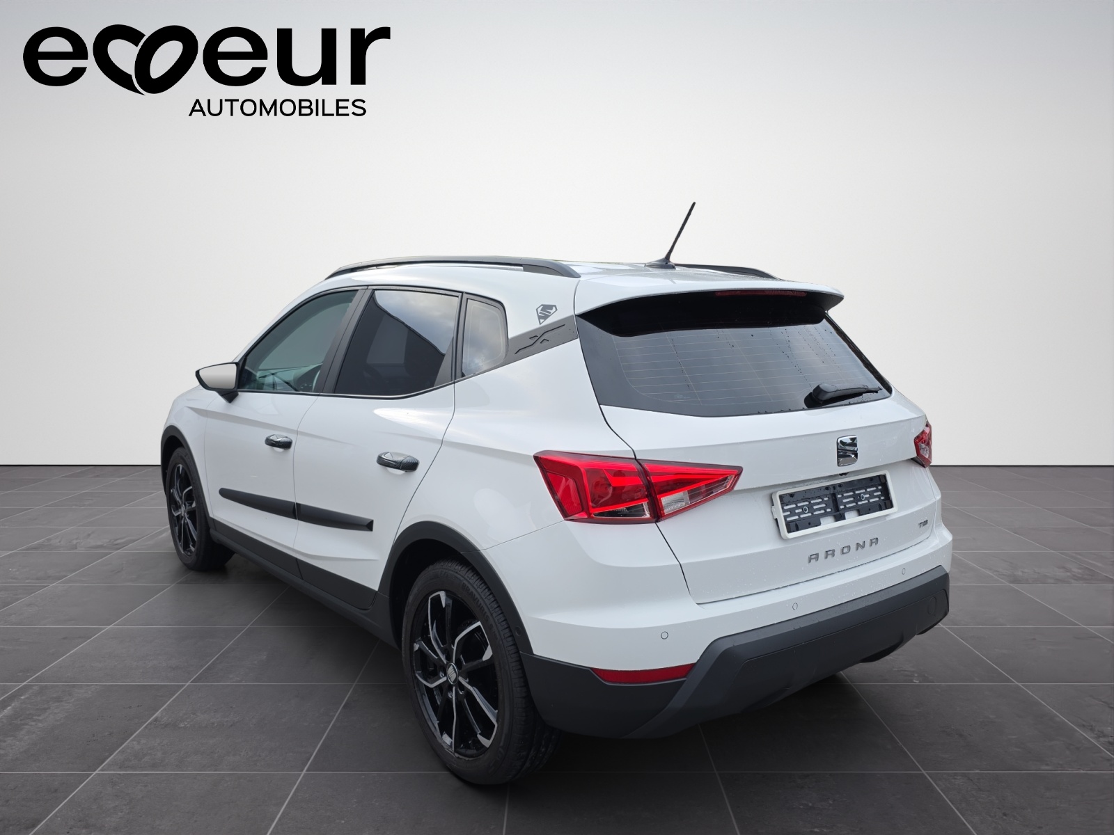 SEAT Arona 1.0 TGI Style-image-3