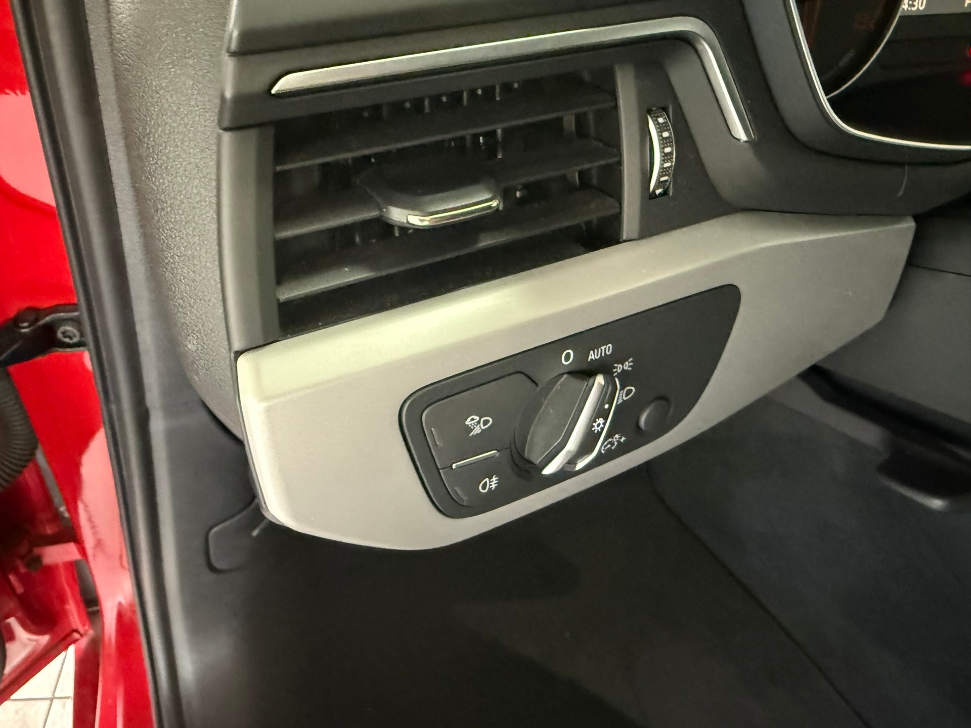 AUDI A4 Avant 35 TFSI S-tronic-image-14