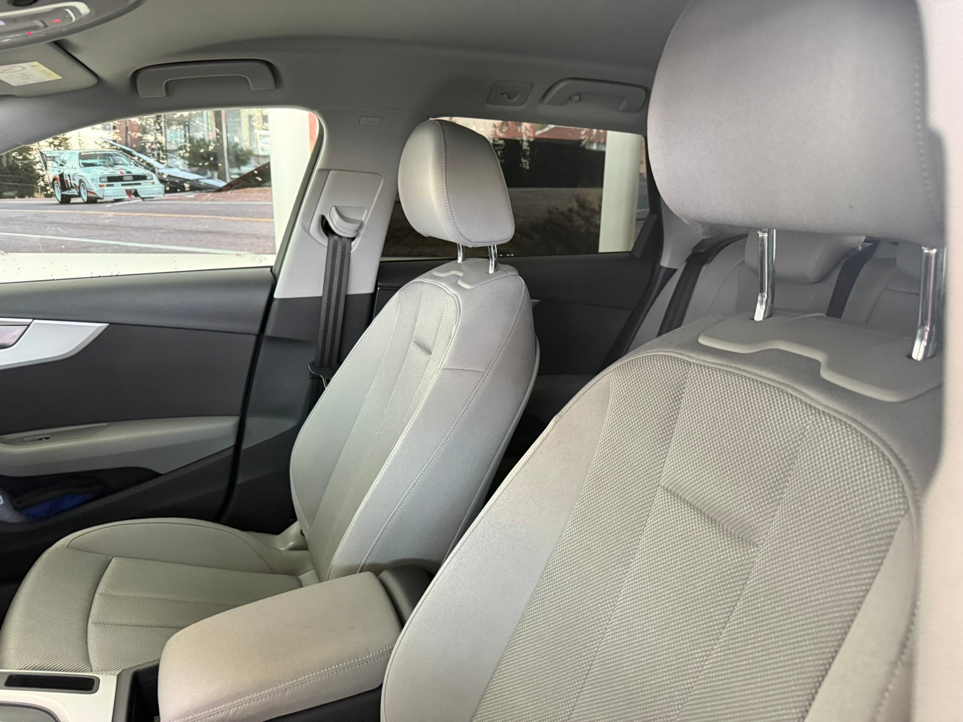 AUDI A4 Avant 35 TFSI S-tronic-image-13