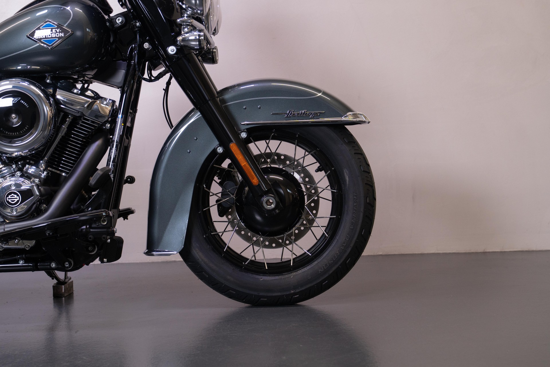 HARLEY-DAVIDSON FLHCS Heritage Classic 117-image-5