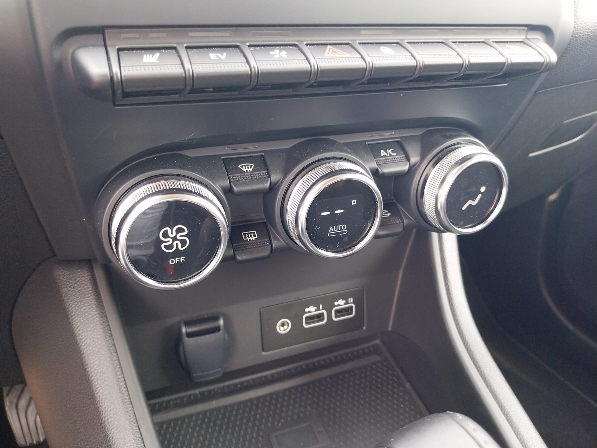 MITSUBISHI ASX 1.6 PHEV Intense-image-10