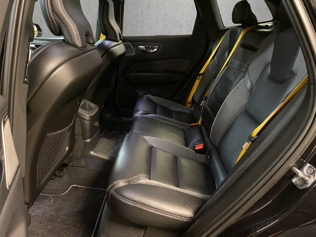 VOLVO XC60 2.0 T8 TE Polestar eAWD-image-12