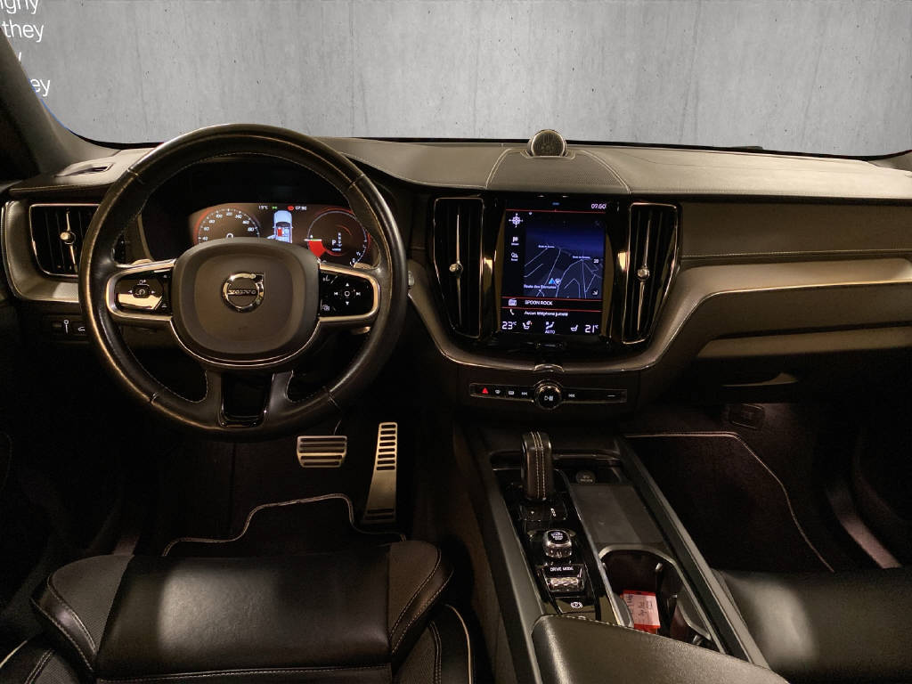 VOLVO XC60 2.0 T8 TE Polestar eAWD-image-11