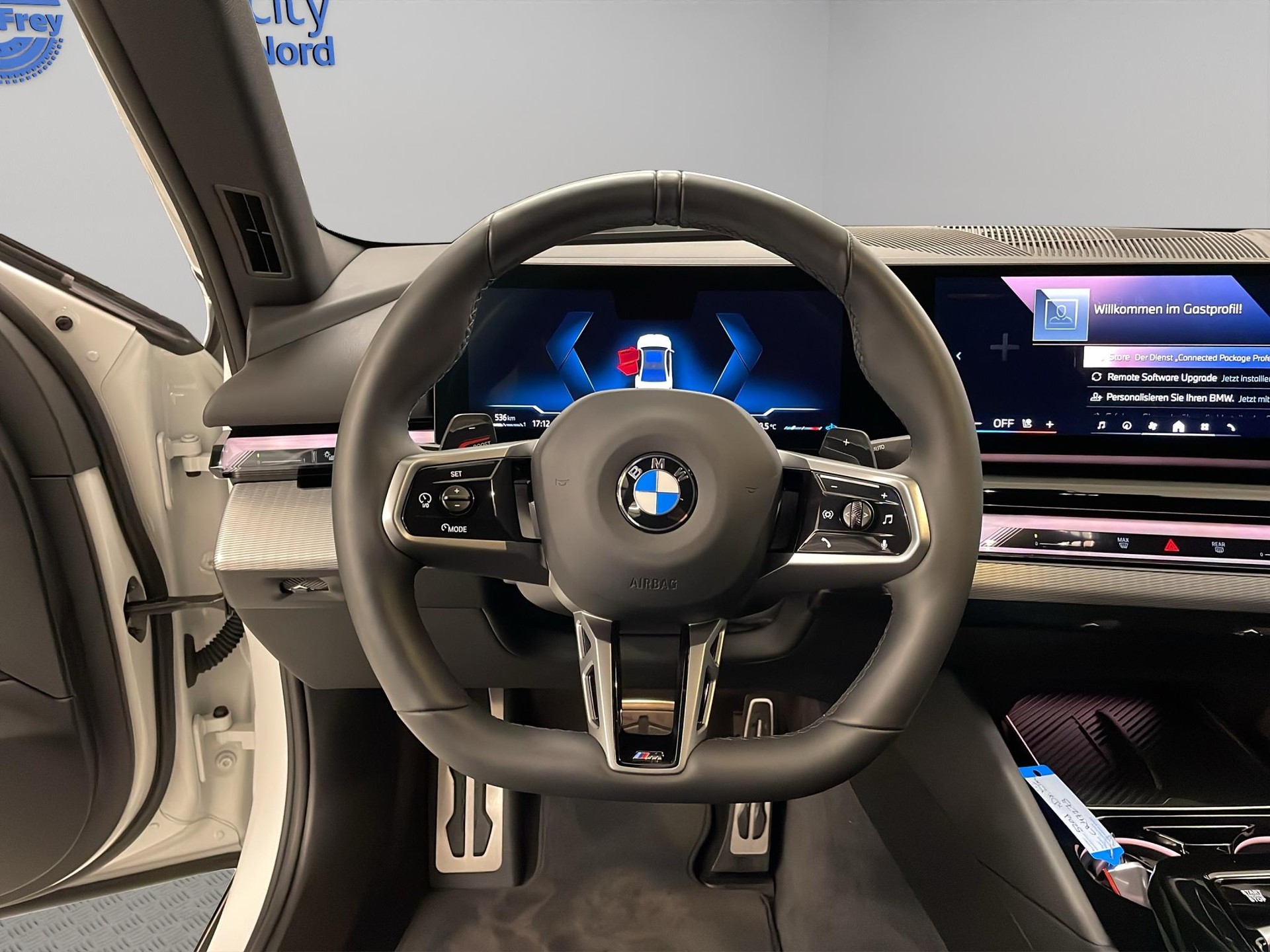BMW 520d xDrive-image-13